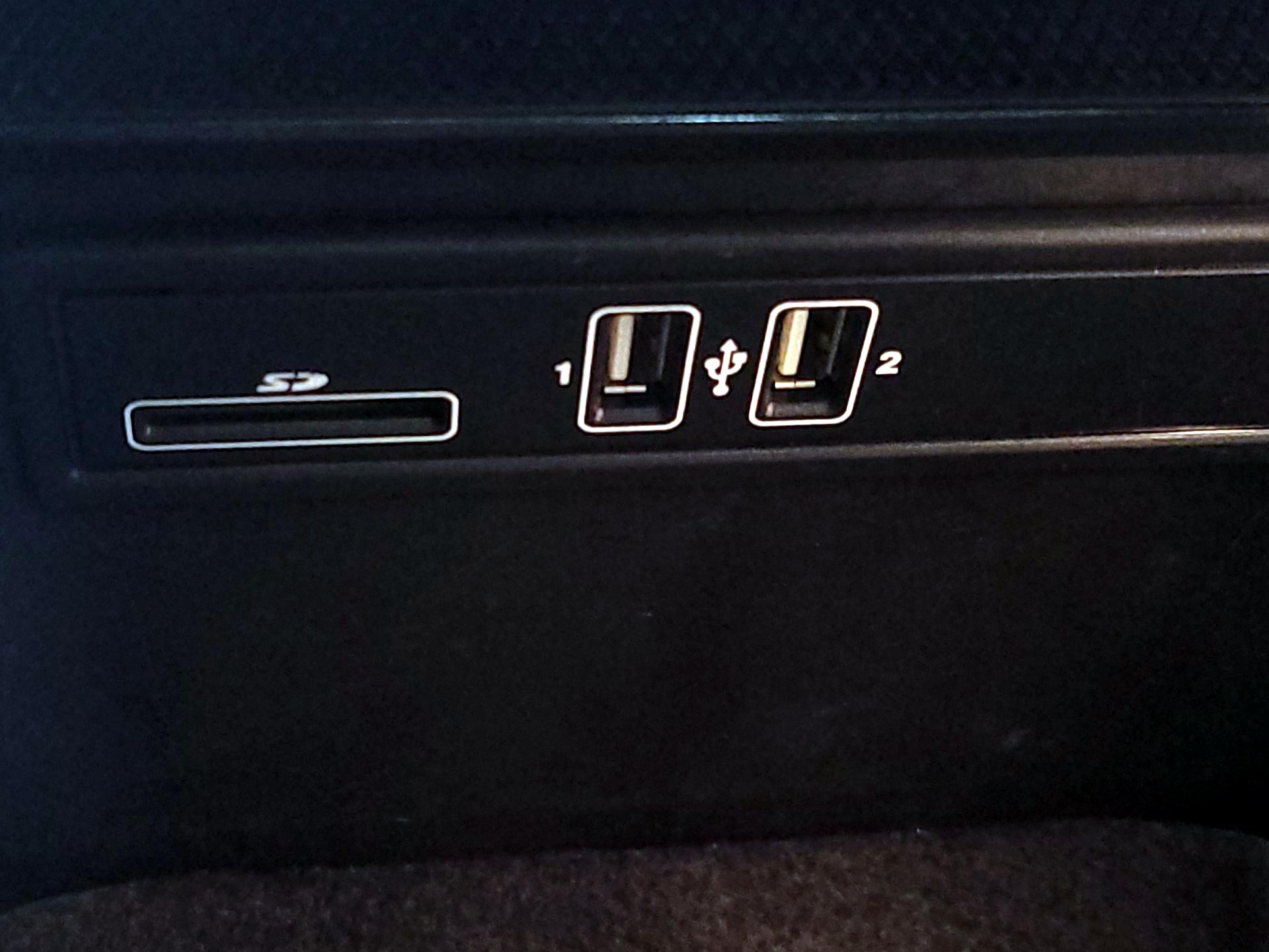 Thumbnail: 2019 Mercedes-Benz GL-Class - 19