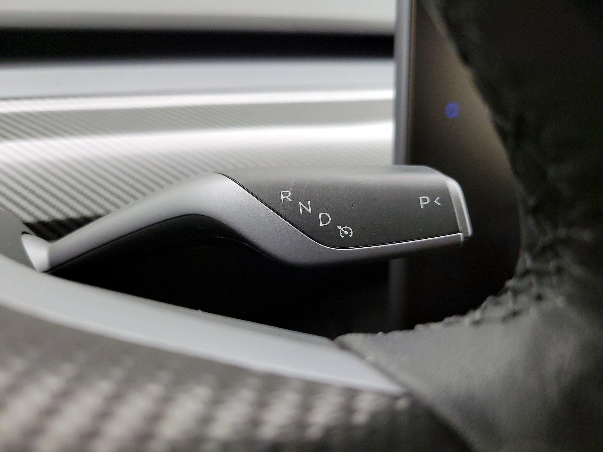 Thumbnail: 2022 Tesla Model 3 - 17