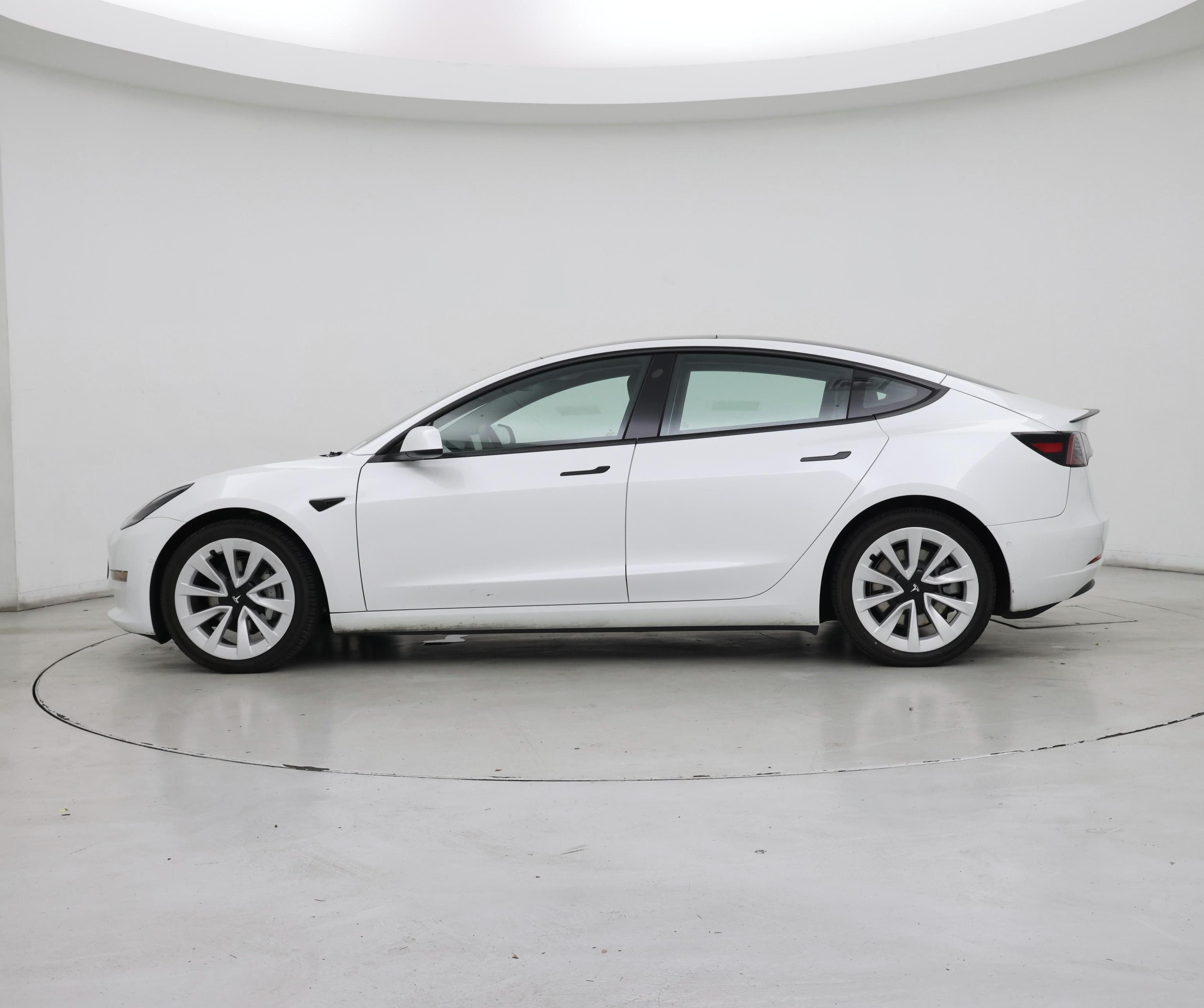 Thumbnail: 2022 Tesla Model 3 - 3