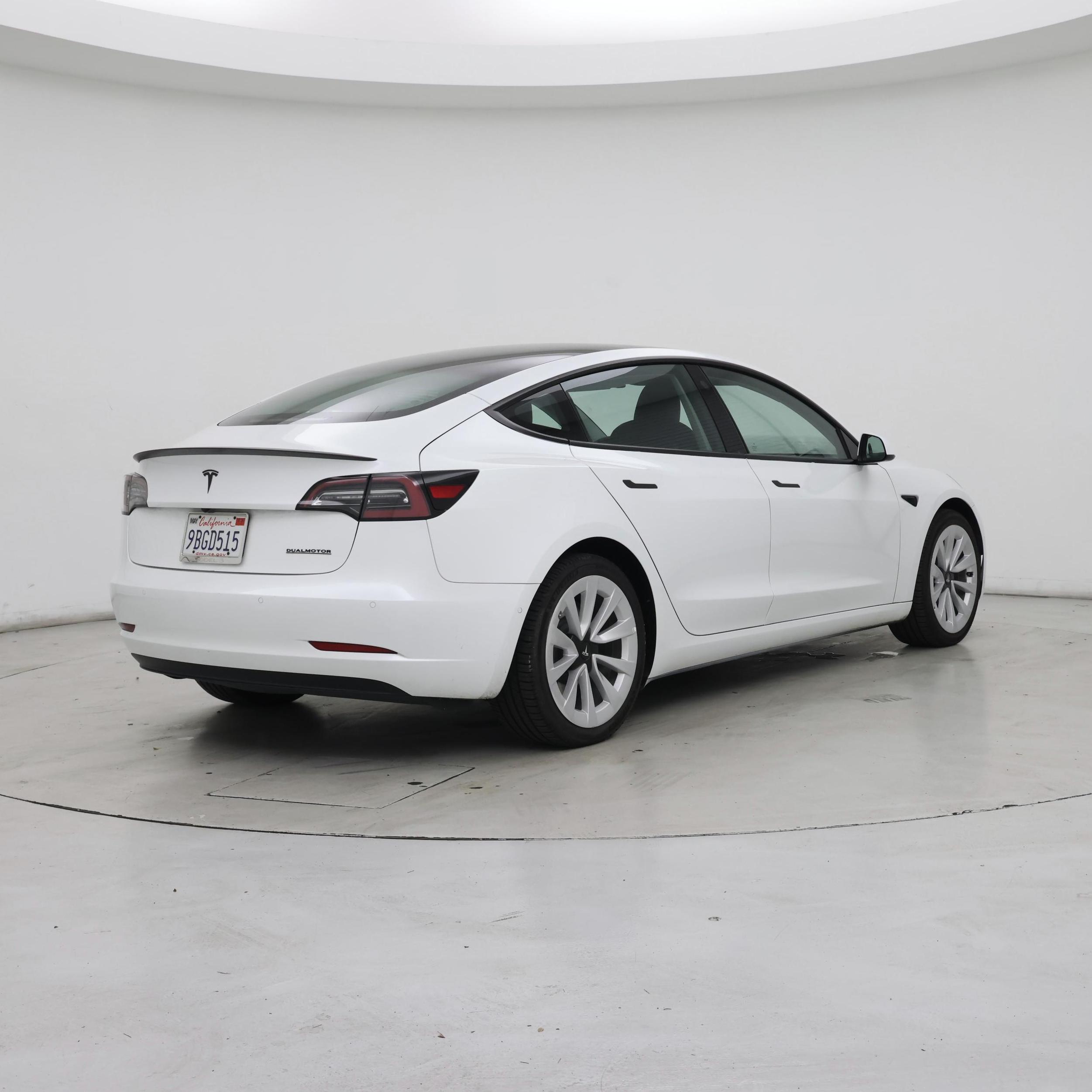 Thumbnail: 2022 Tesla Model 3 - 8