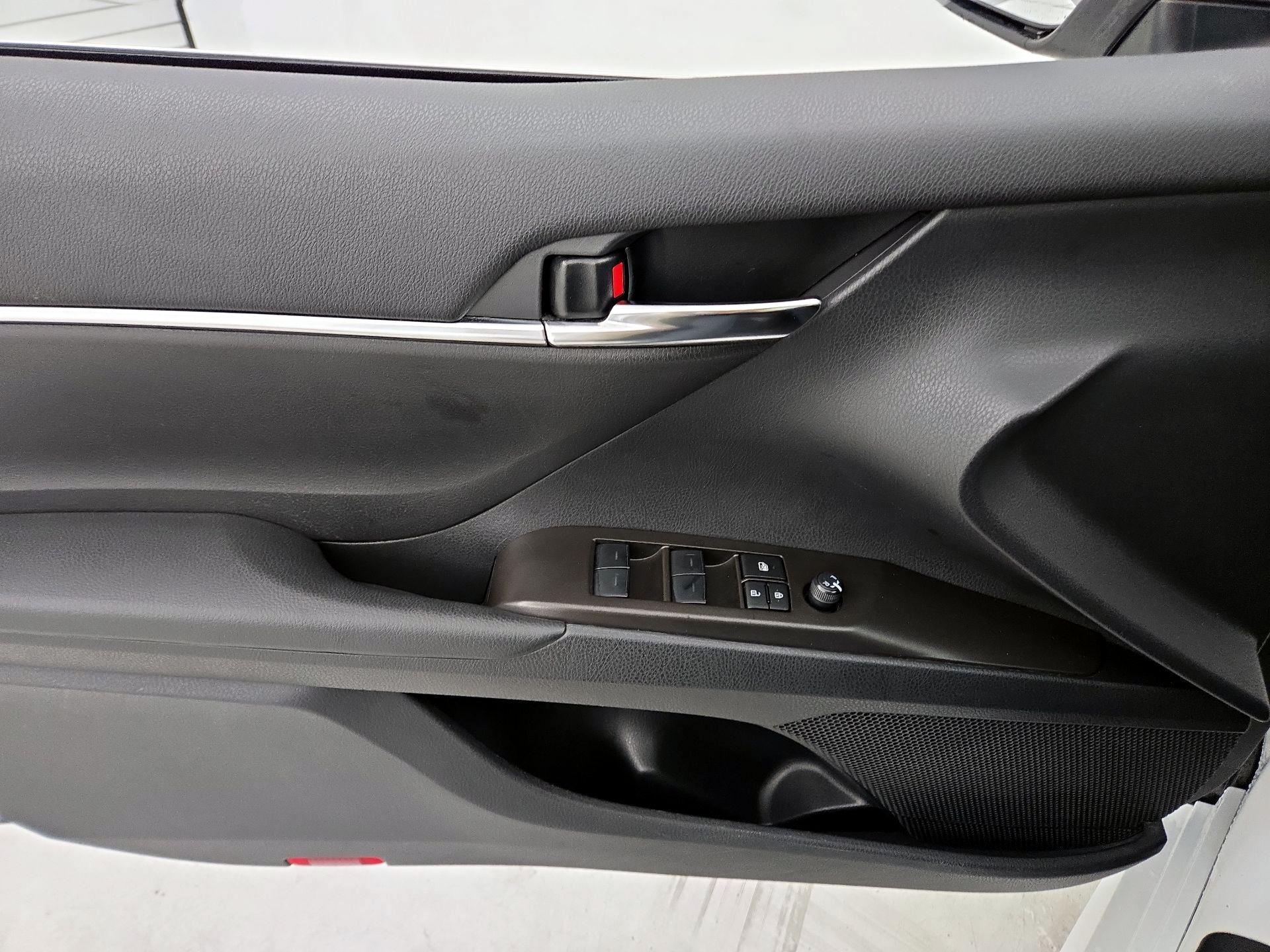 Thumbnail: 2024 Toyota Camry - 12