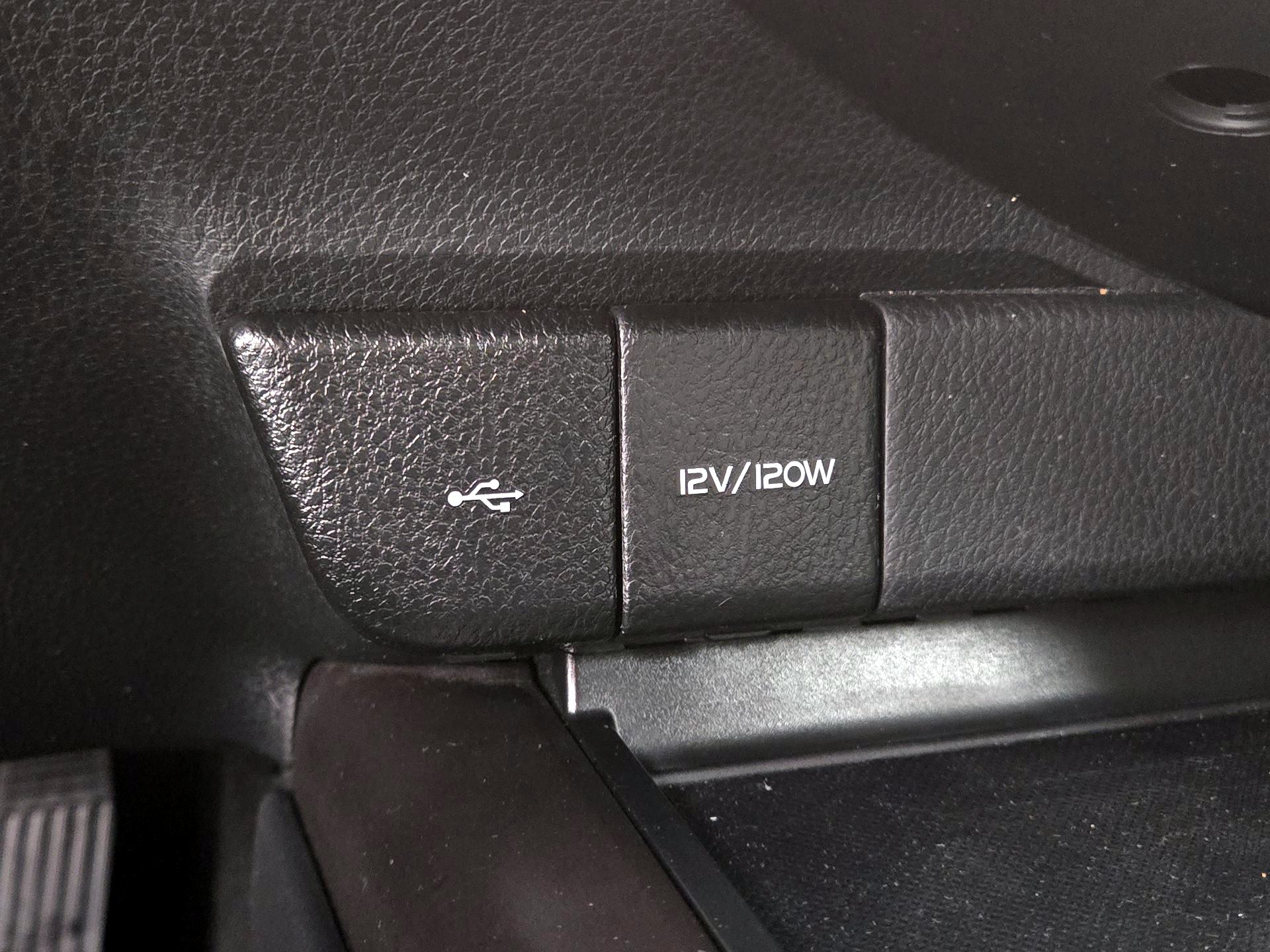 Thumbnail: 2024 Toyota Camry - 18