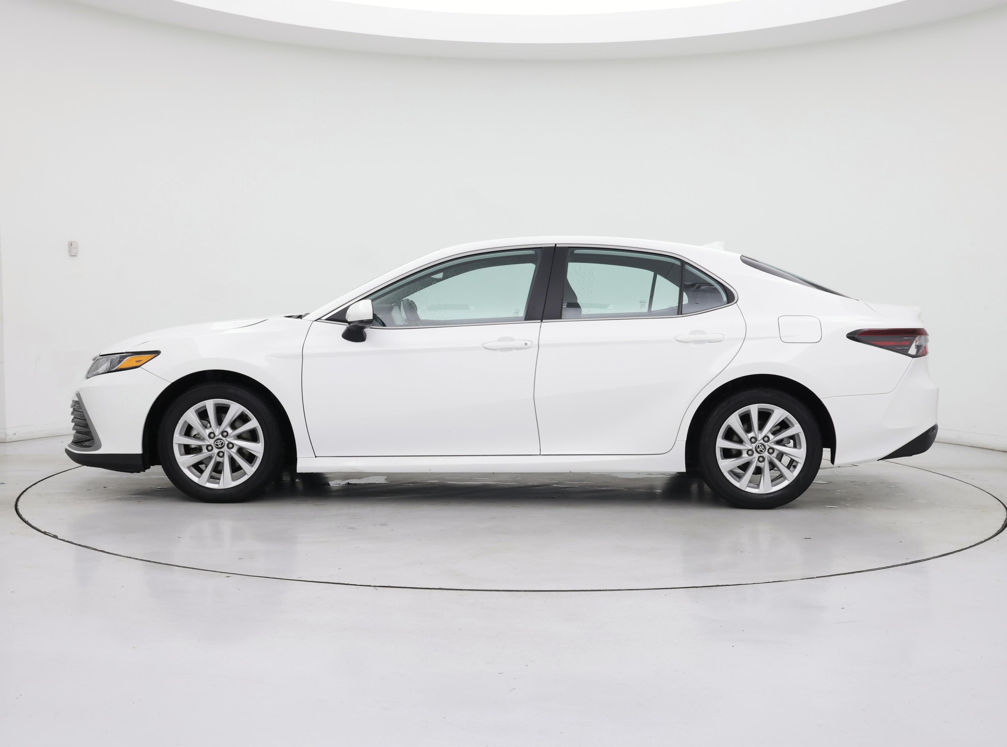 Thumbnail: 2024 Toyota Camry - 3