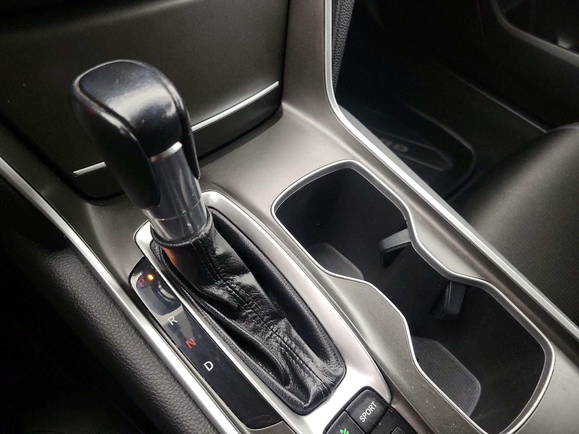 Thumbnail: 2022 Honda Accord - 17