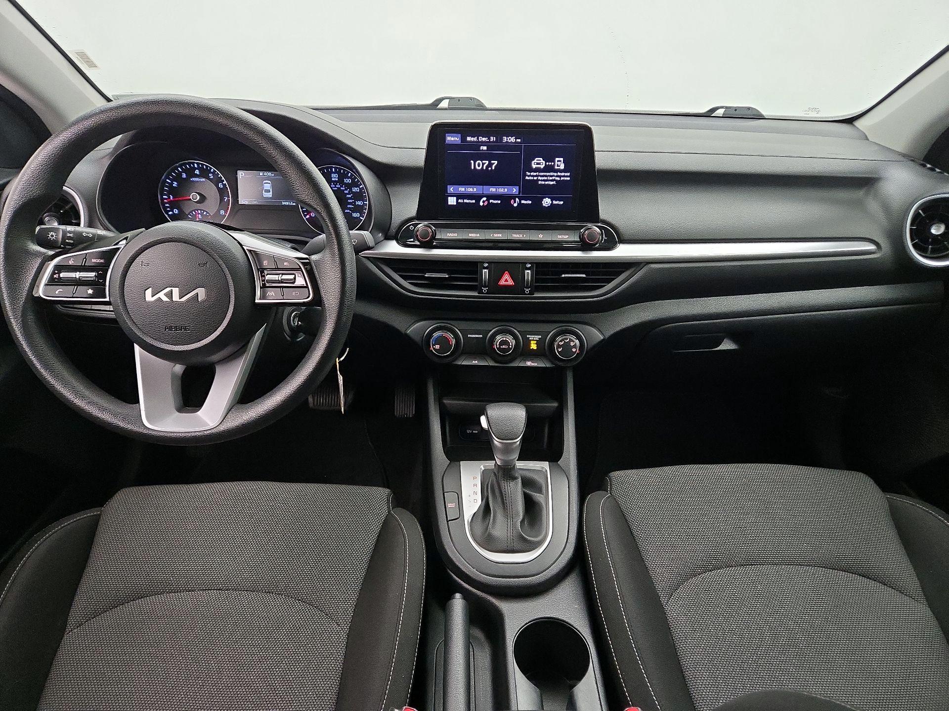 Thumbnail: 2024 Kia Forte - 9