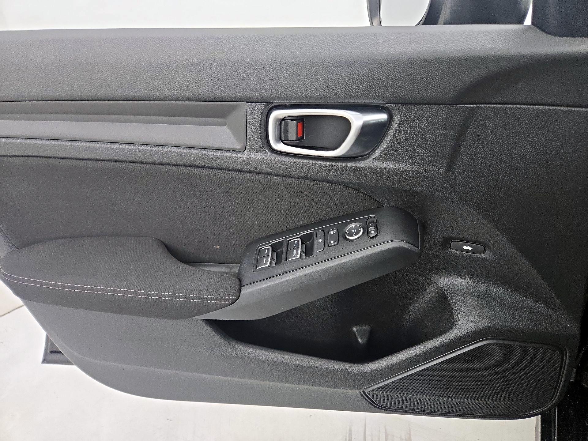 Thumbnail: 2023 Honda Civic - 12