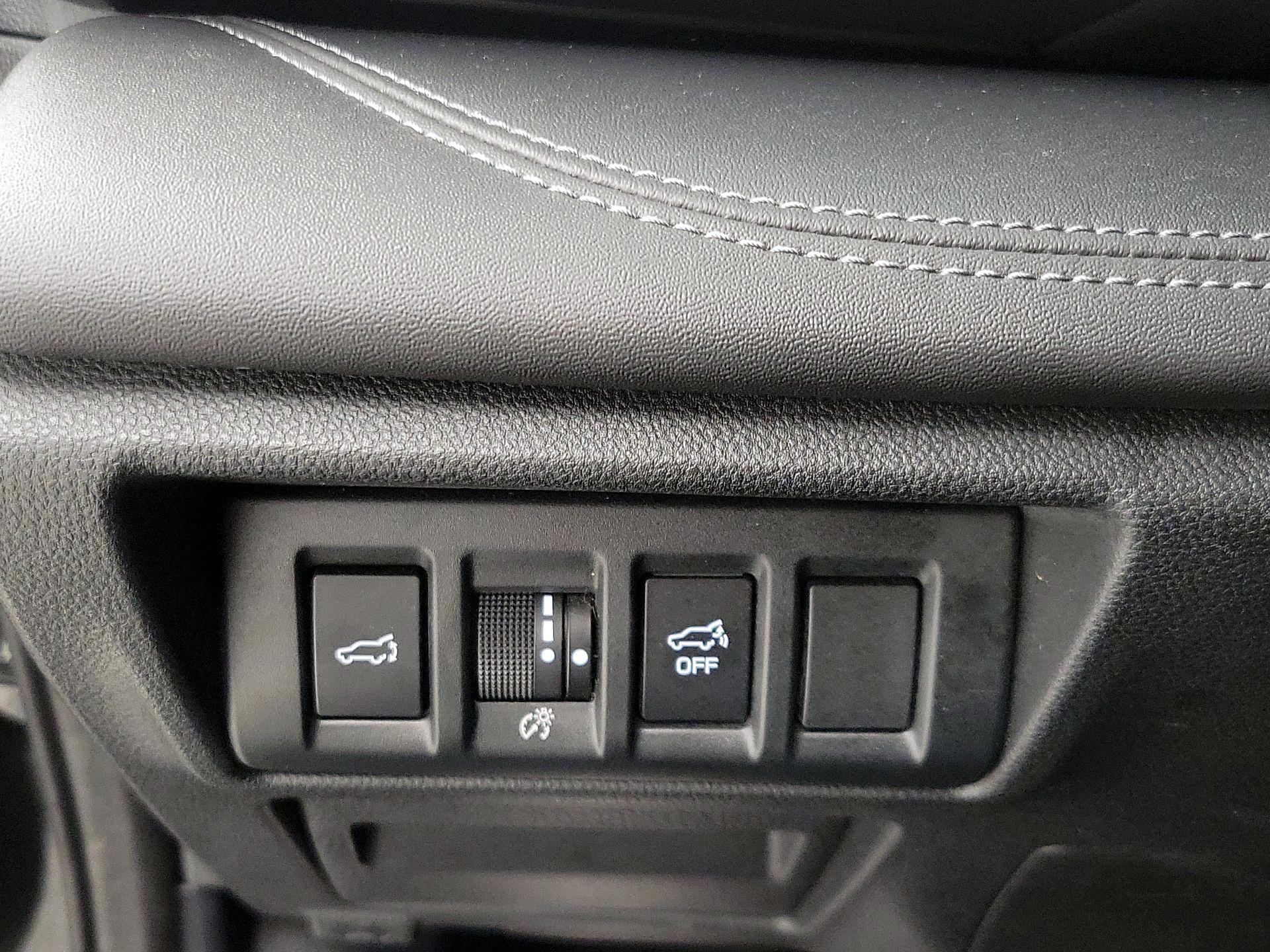 Thumbnail: 2022 Subaru Outback - 13