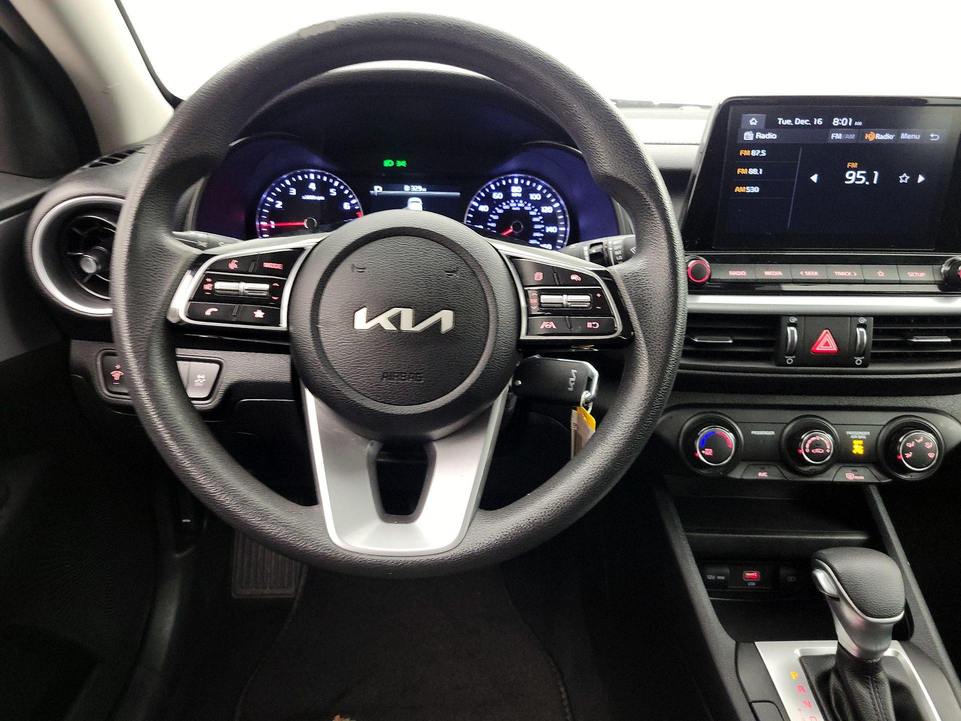 Thumbnail: 2024 Kia Forte - 10