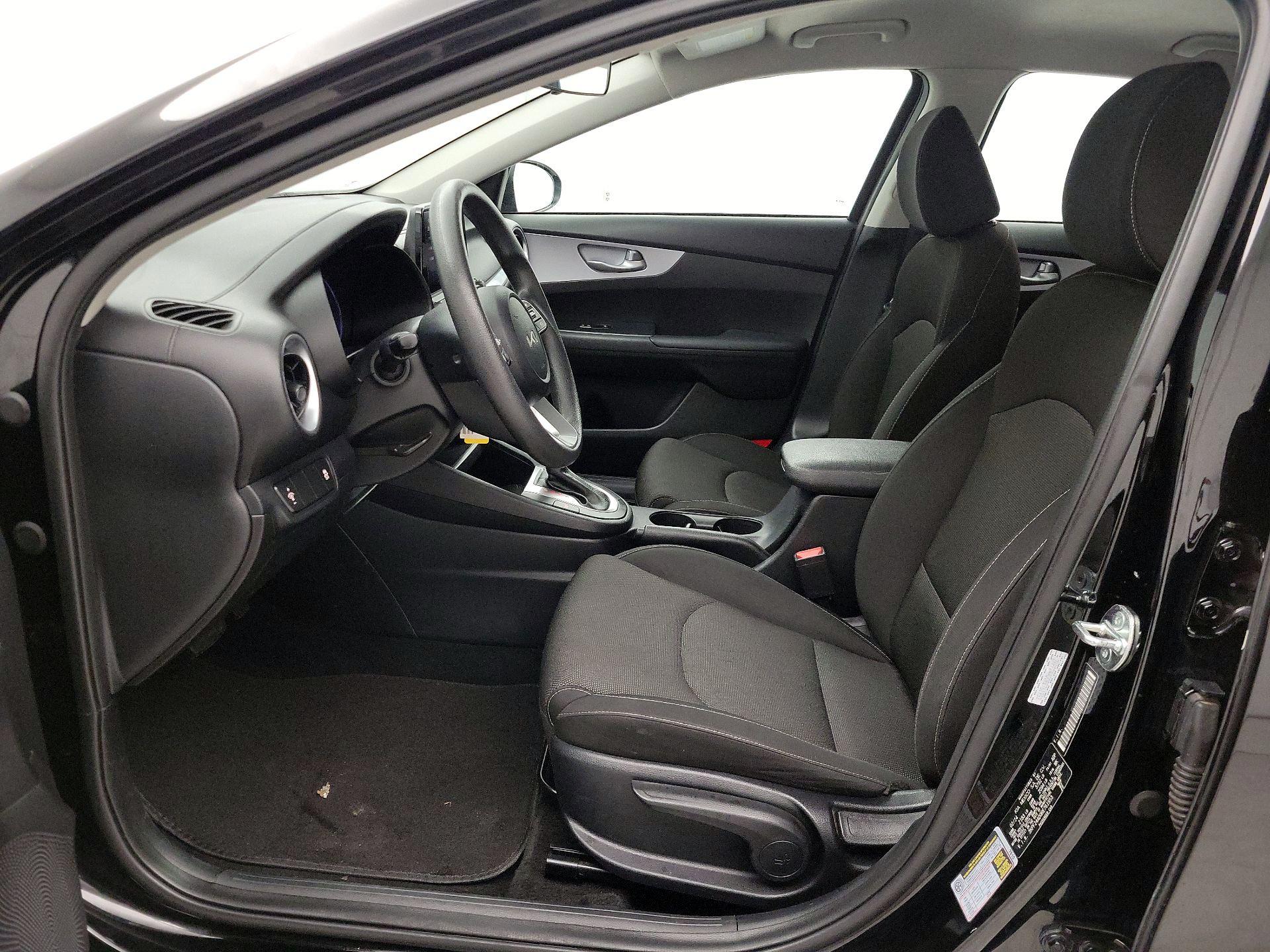 Thumbnail: 2024 Kia Forte - 11