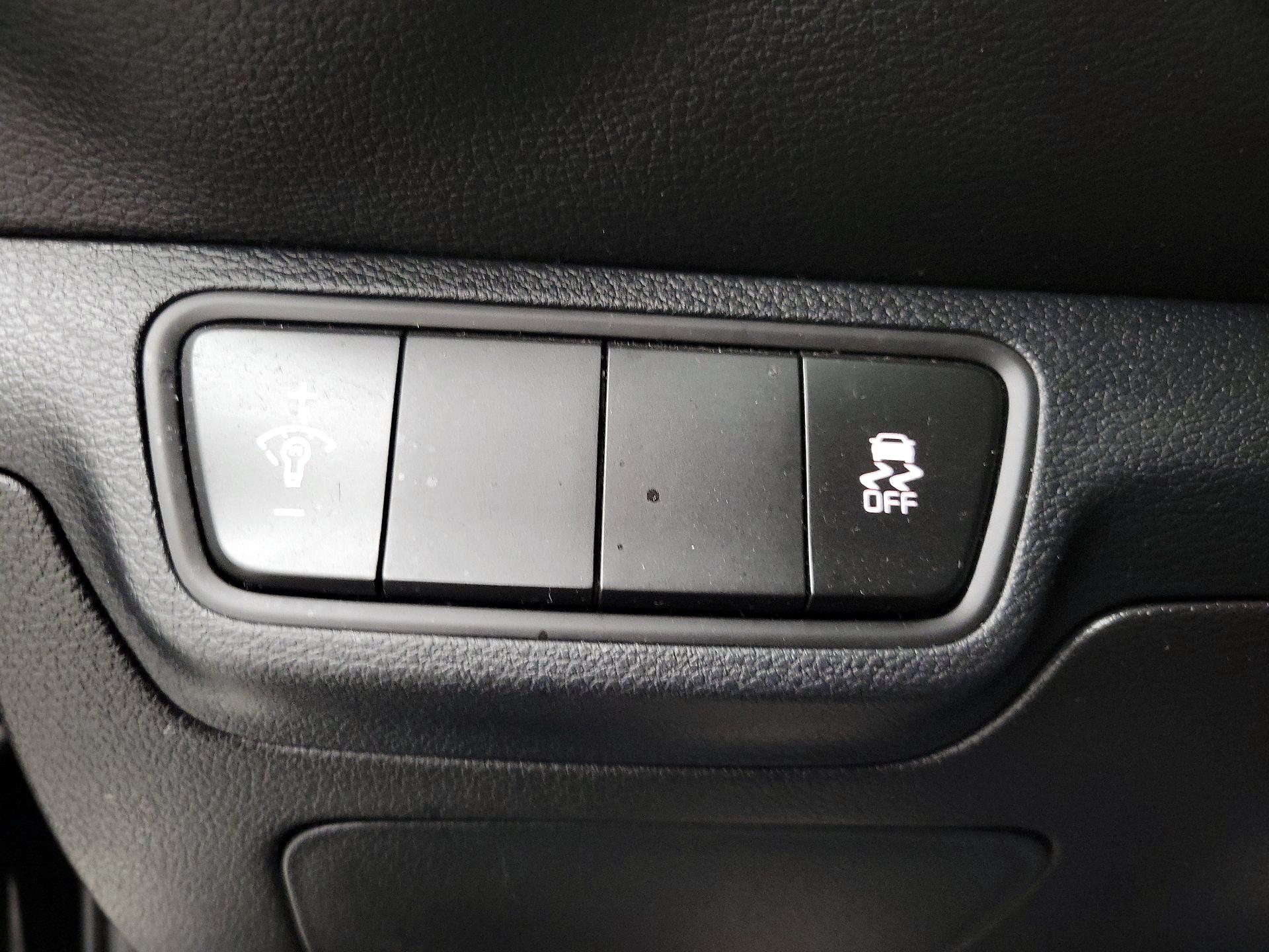 Thumbnail: 2024 Kia Forte - 13