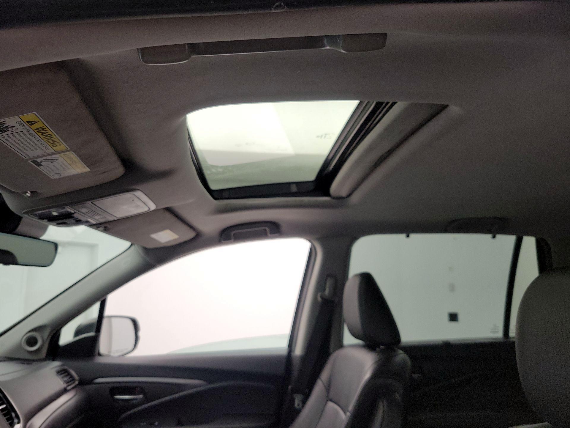 Thumbnail: 2022 Honda Pilot - 19