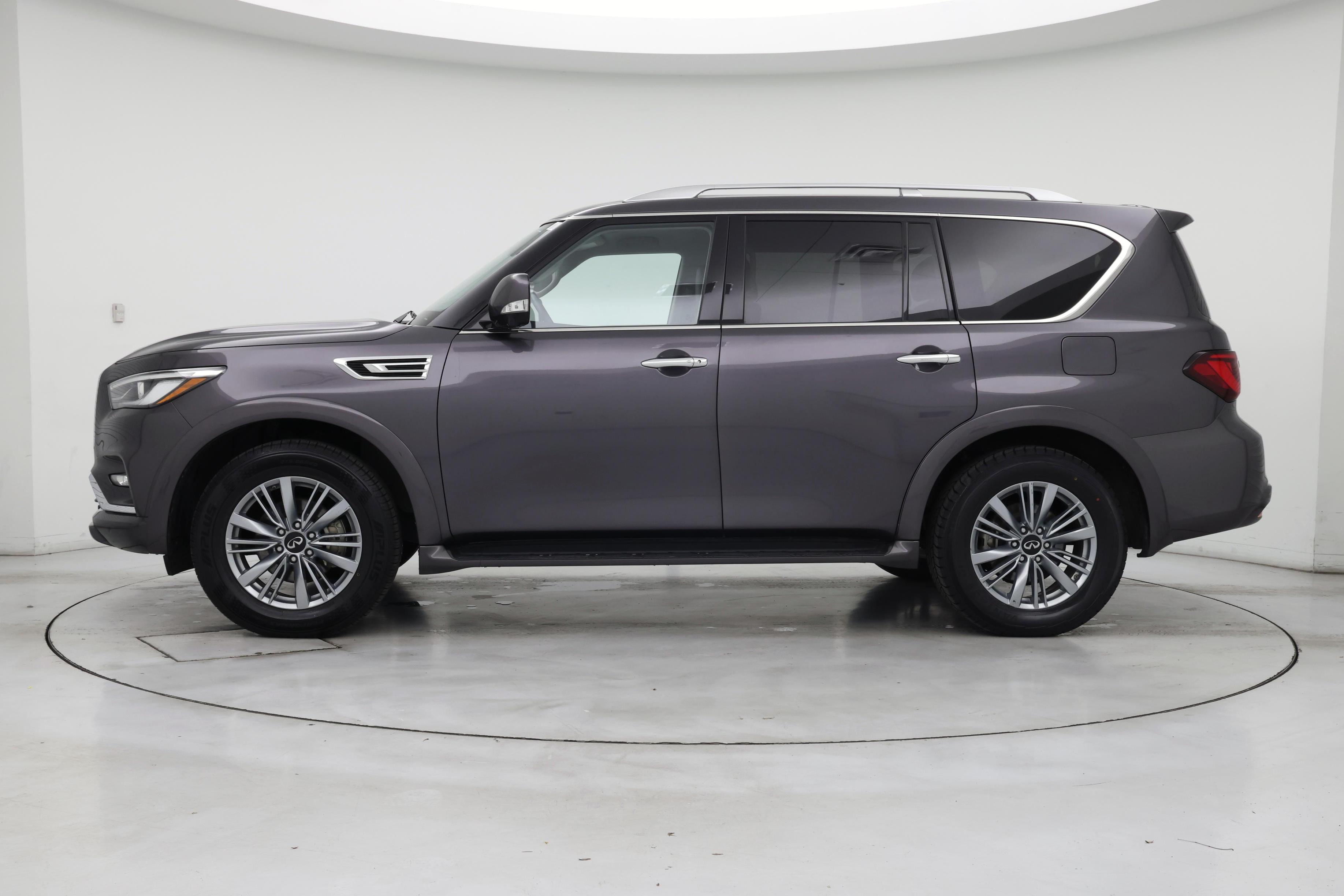 Thumbnail: 2024 INFINITI QX80 - 3