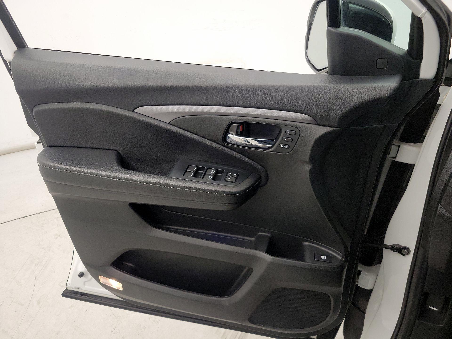 Thumbnail: 2023 Honda Ridgeline - 12