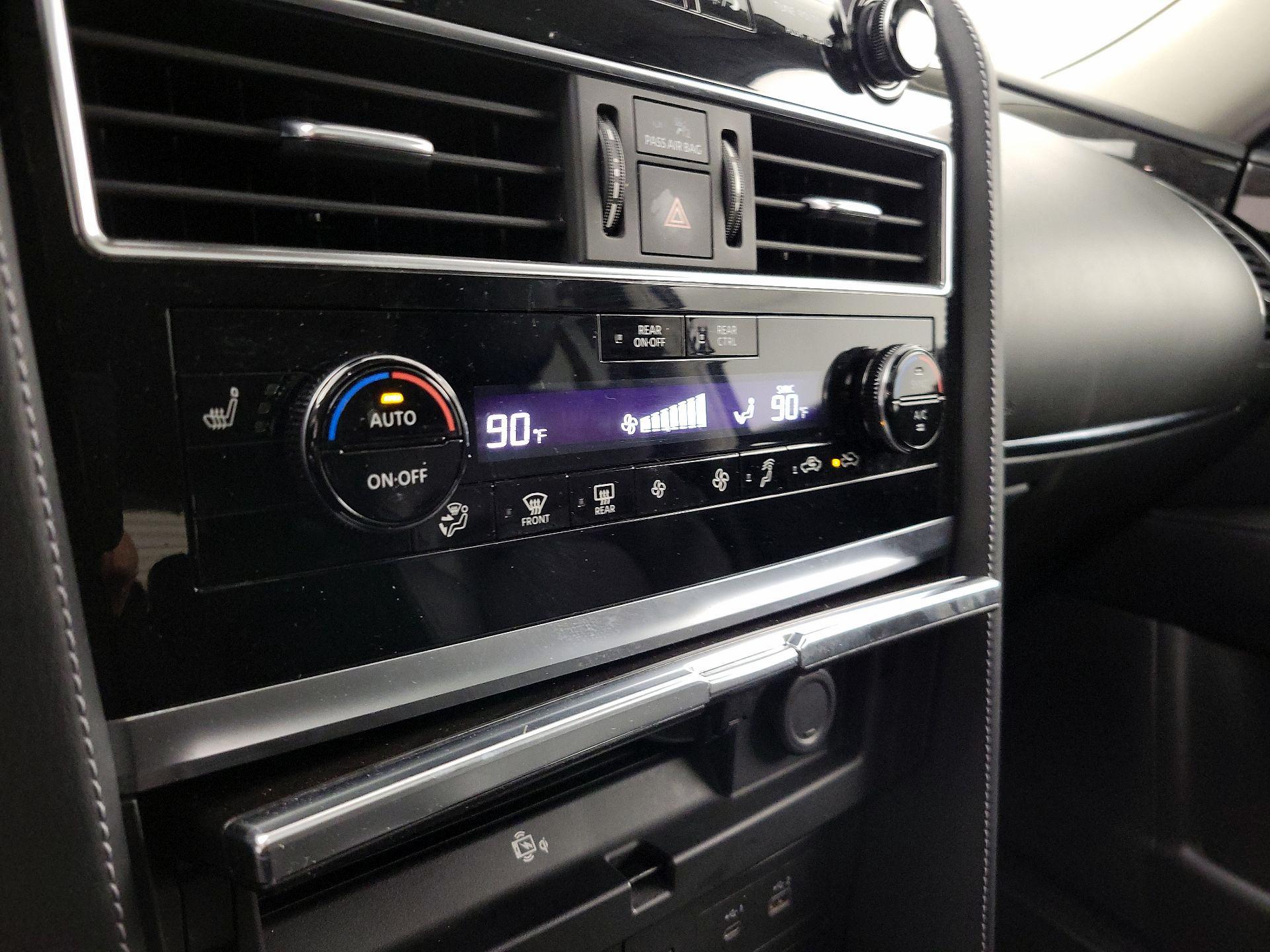 Thumbnail: 2024 INFINITI QX80 - 16