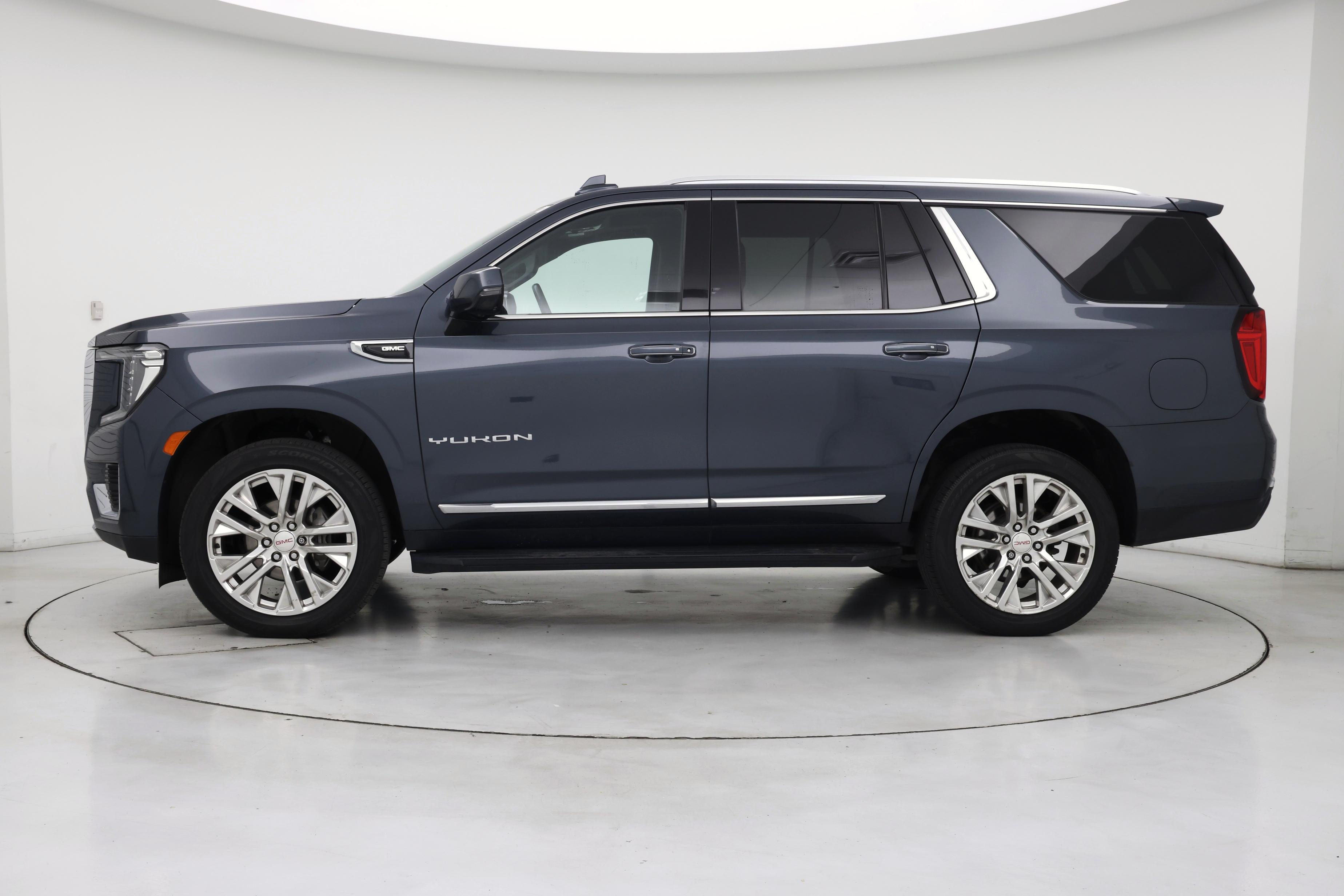 Thumbnail: 2021 GMC Yukon - 3