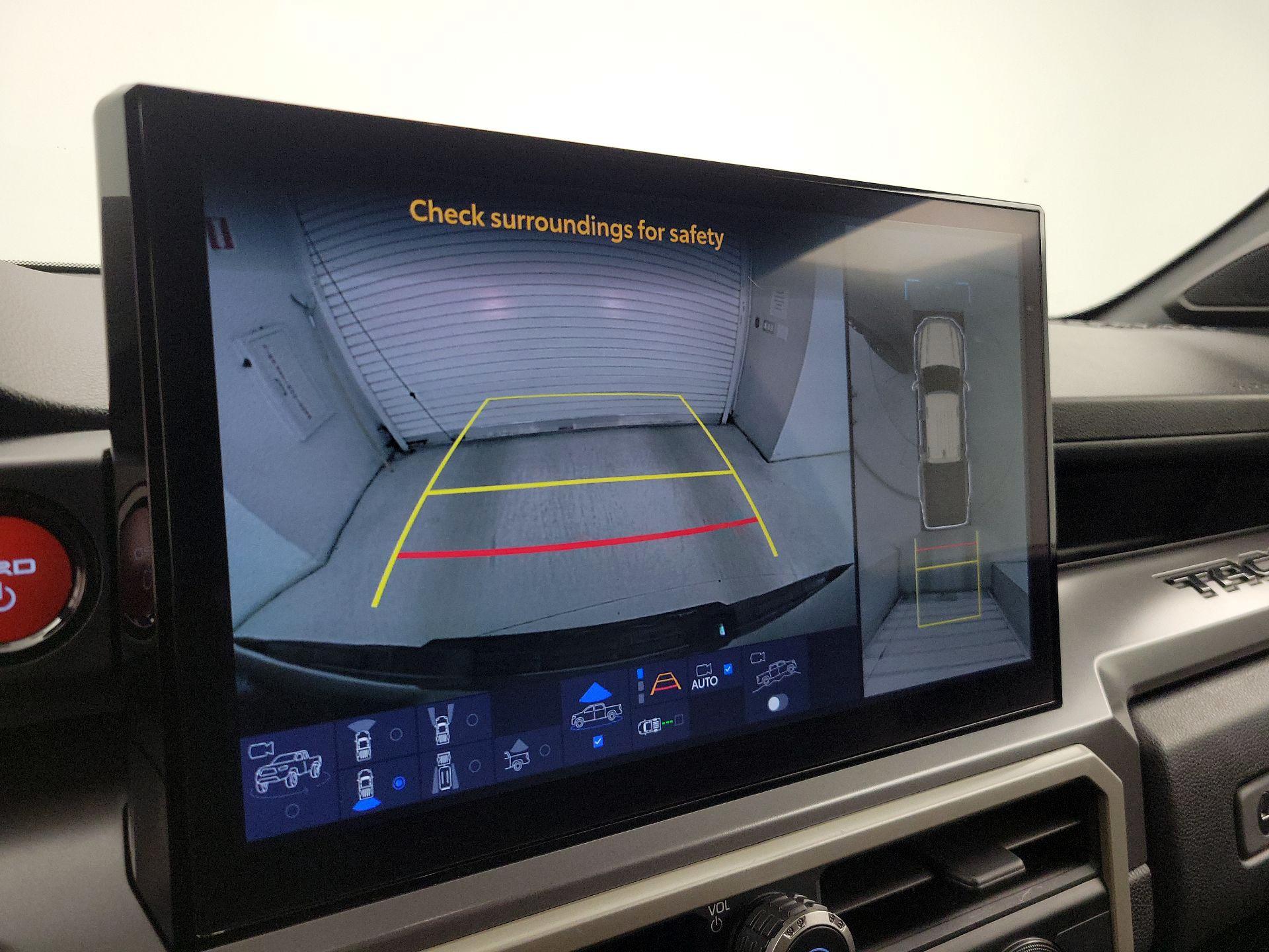 Thumbnail: 2024 Toyota Tacoma - 14