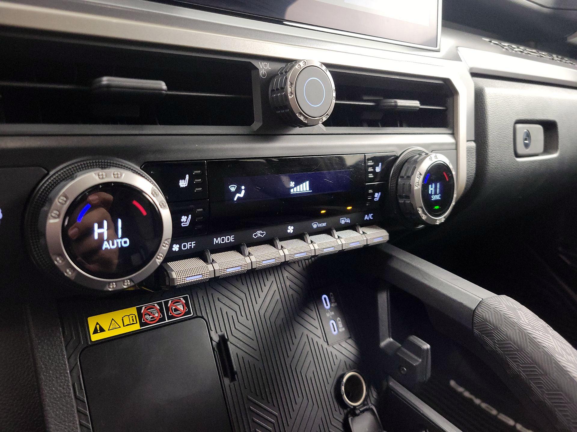 Thumbnail: 2024 Toyota Tacoma - 16