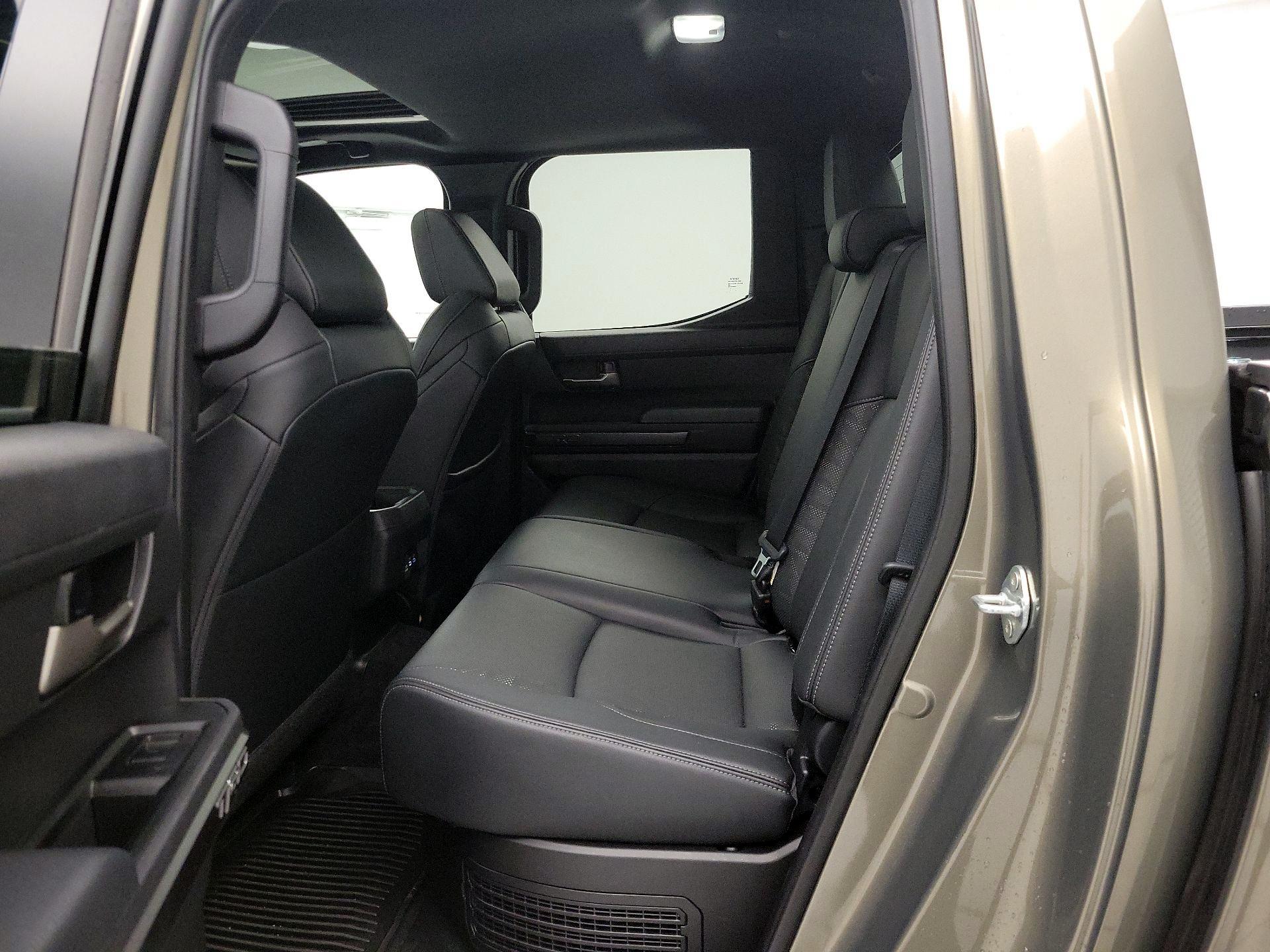 Thumbnail: 2024 Toyota Tacoma - 20