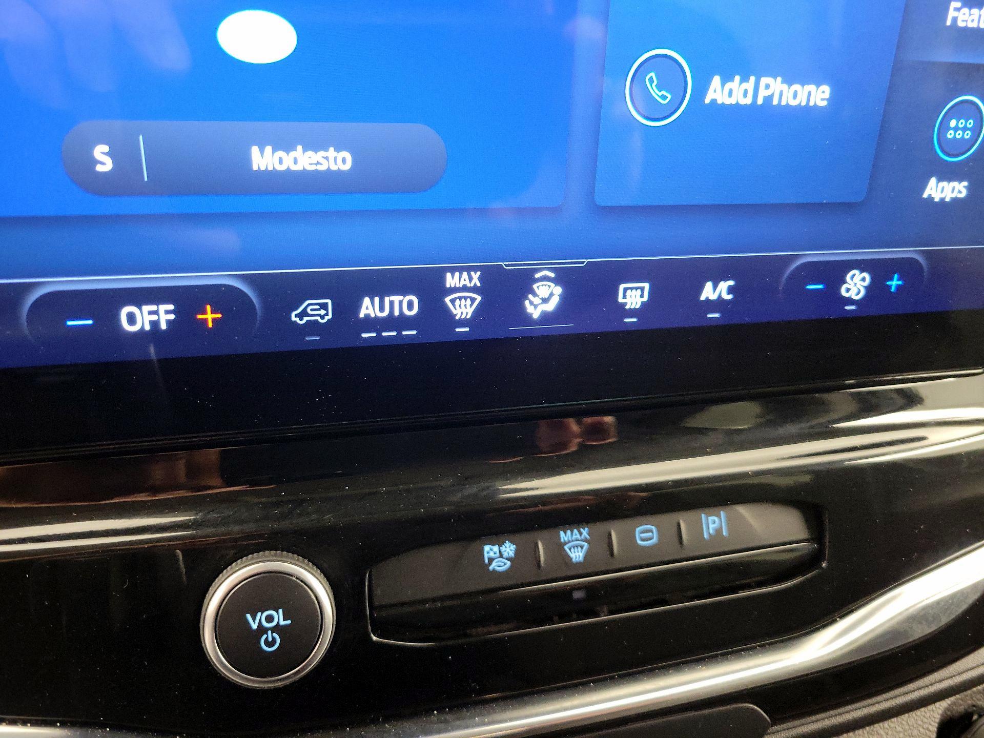 Thumbnail: 2023 Ford Transit Series - 17