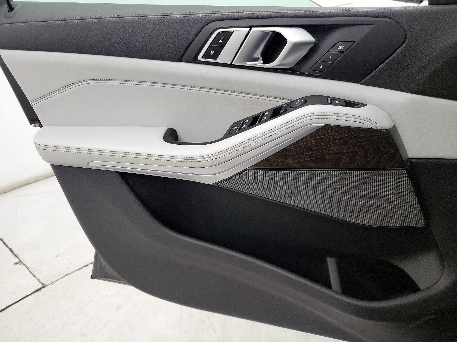 Thumbnail: 2023 BMW X5 - 12