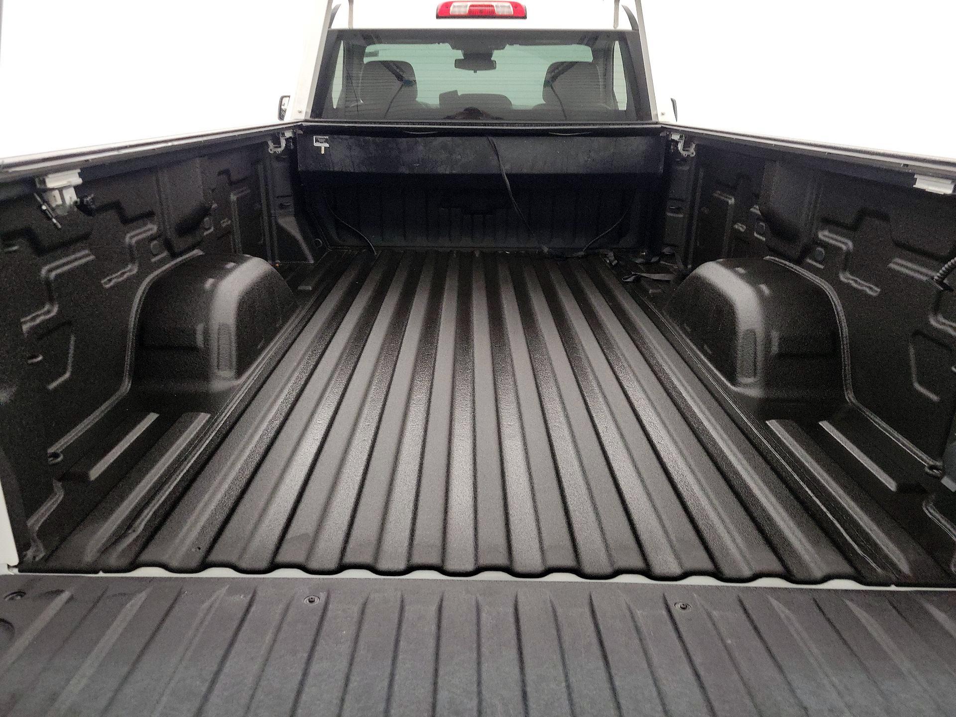 Thumbnail: 2022 Chevrolet Silverado 1500 - 19