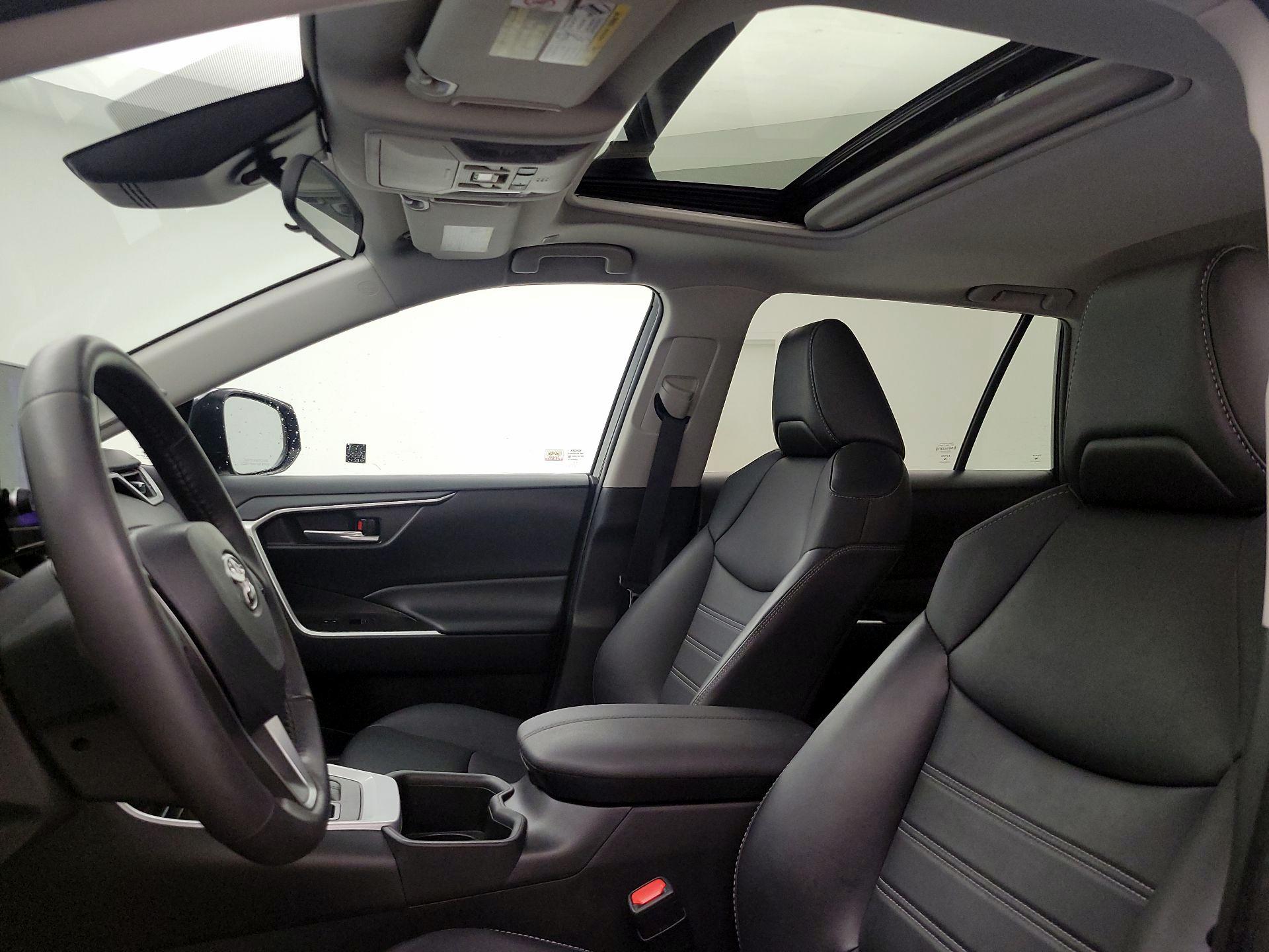 Thumbnail: 2023 Toyota RAV4 - 19