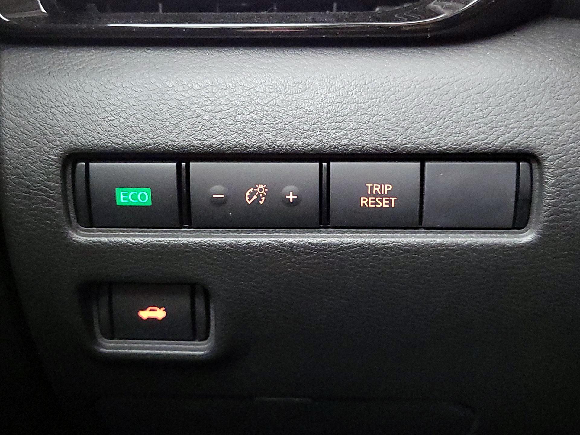 Thumbnail: 2022 Nissan Sentra - 13