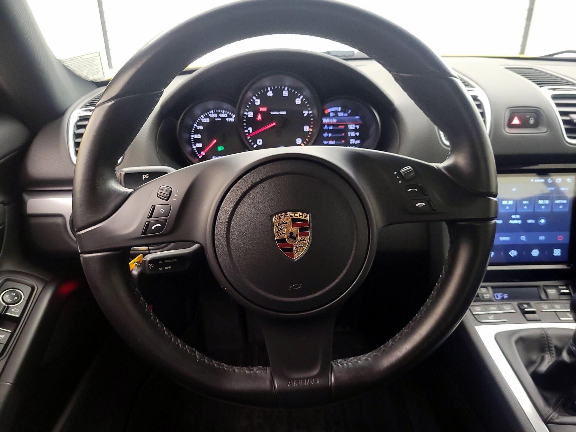 Thumbnail: 2016 Porsche Cayman - 10