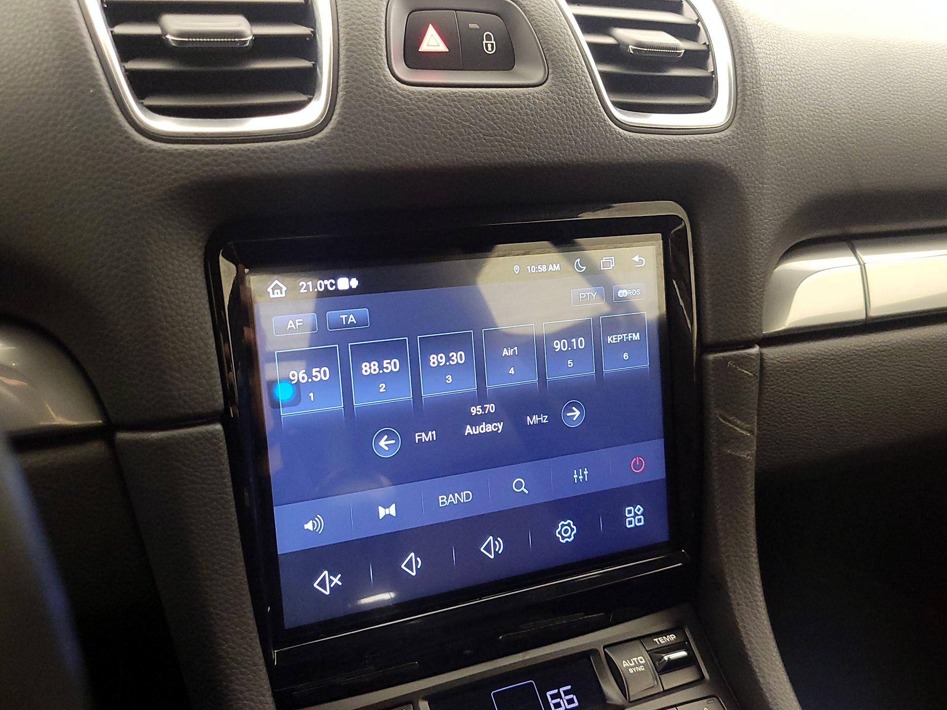 Thumbnail: 2016 Porsche Cayman - 14