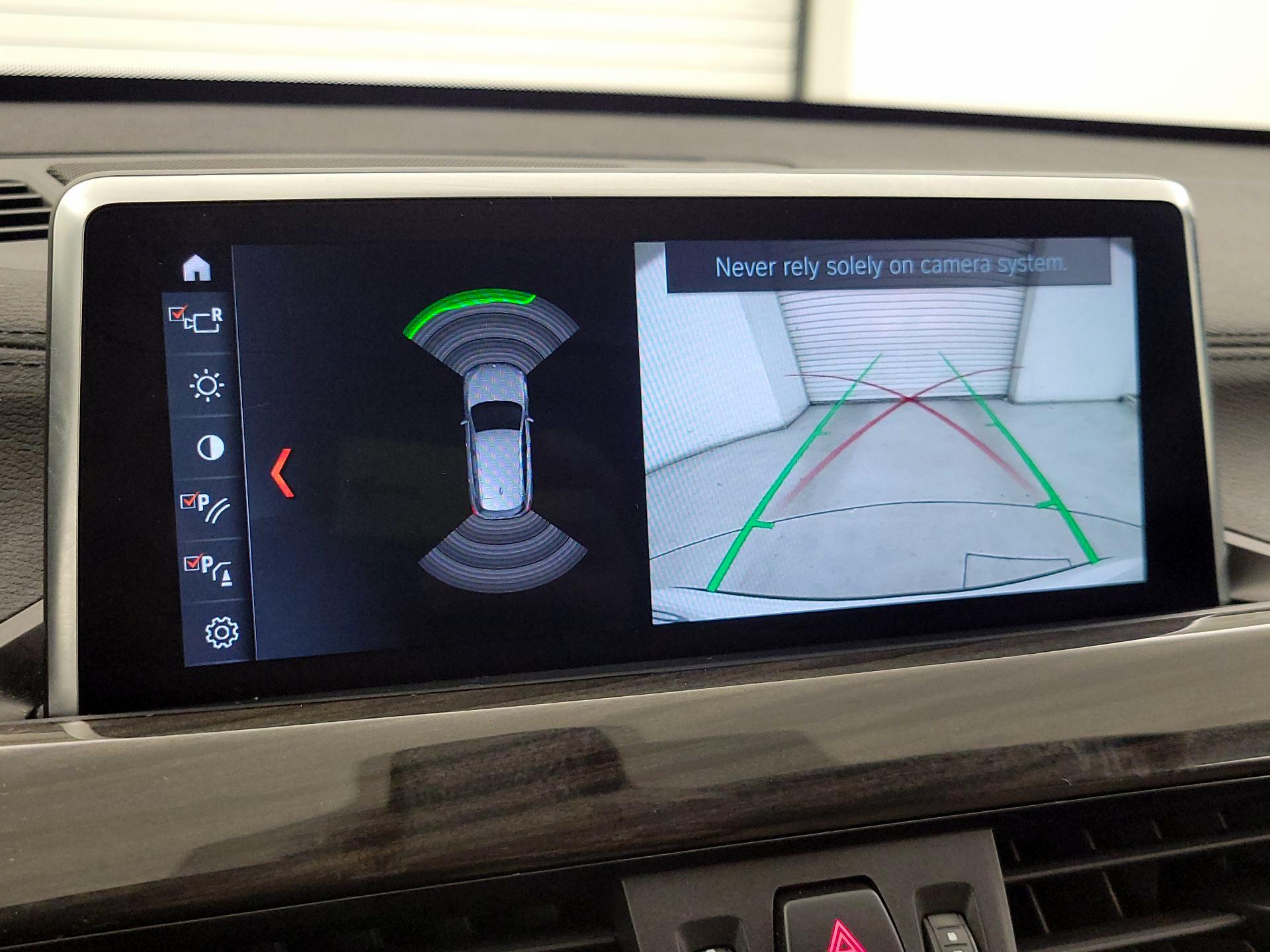 Thumbnail: 2022 BMW X1 - 15