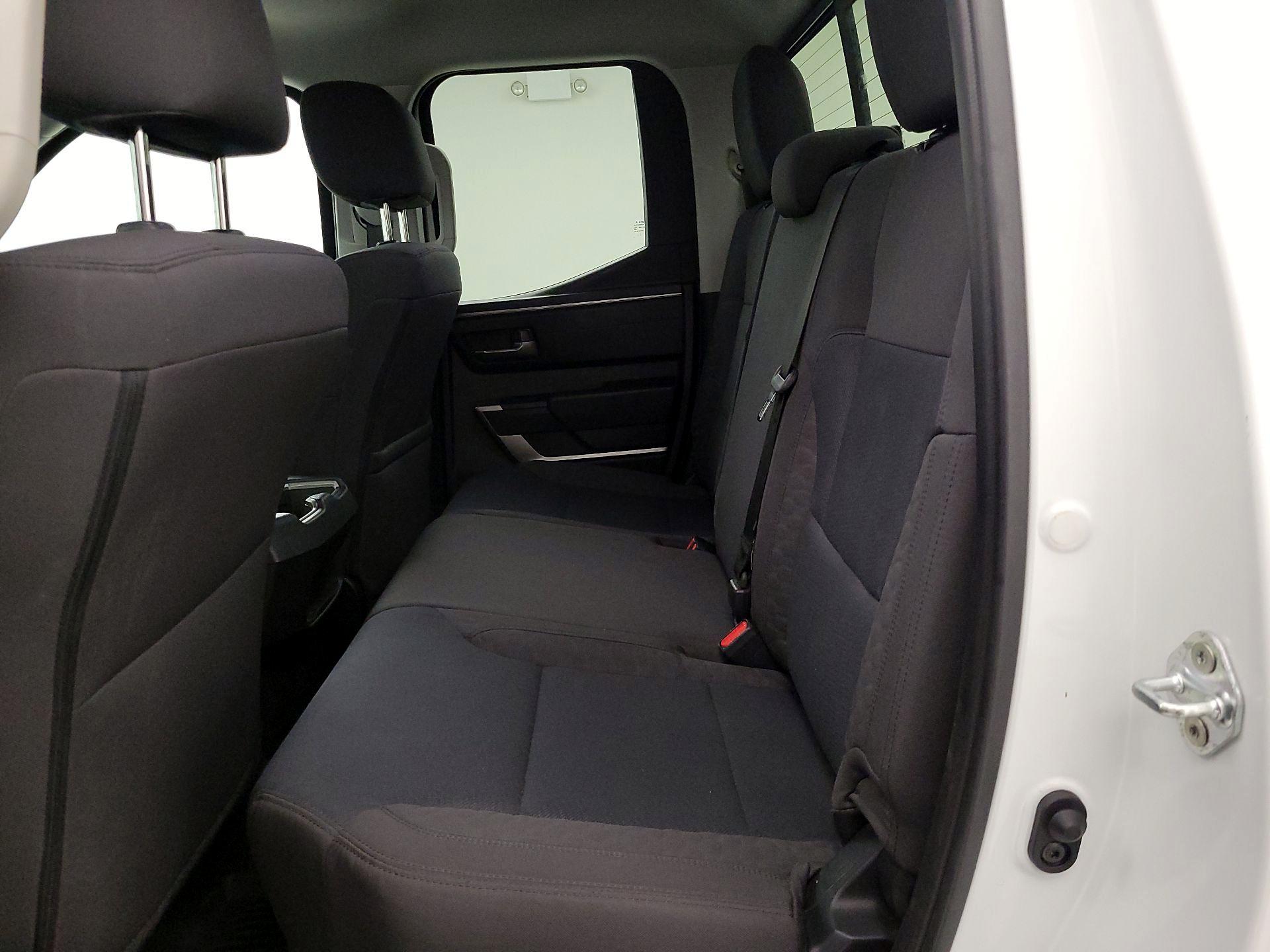 Thumbnail: 2022 Toyota Tundra - 18