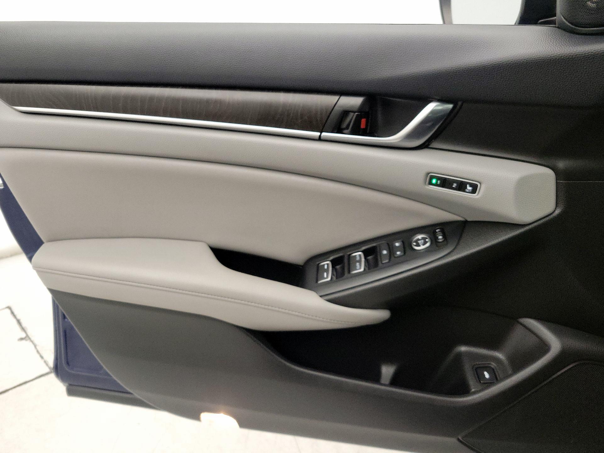 Thumbnail: 2020 Honda Accord - 12