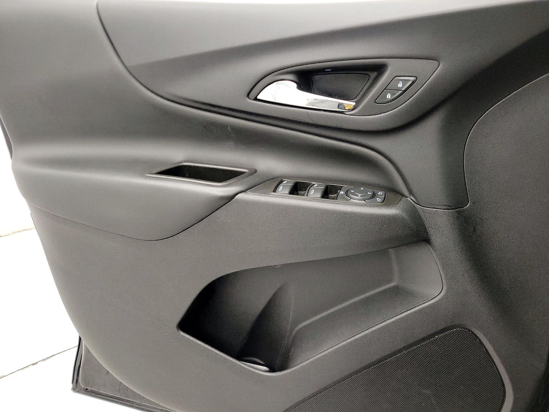 Thumbnail: 2023 Chevrolet Equinox - 12