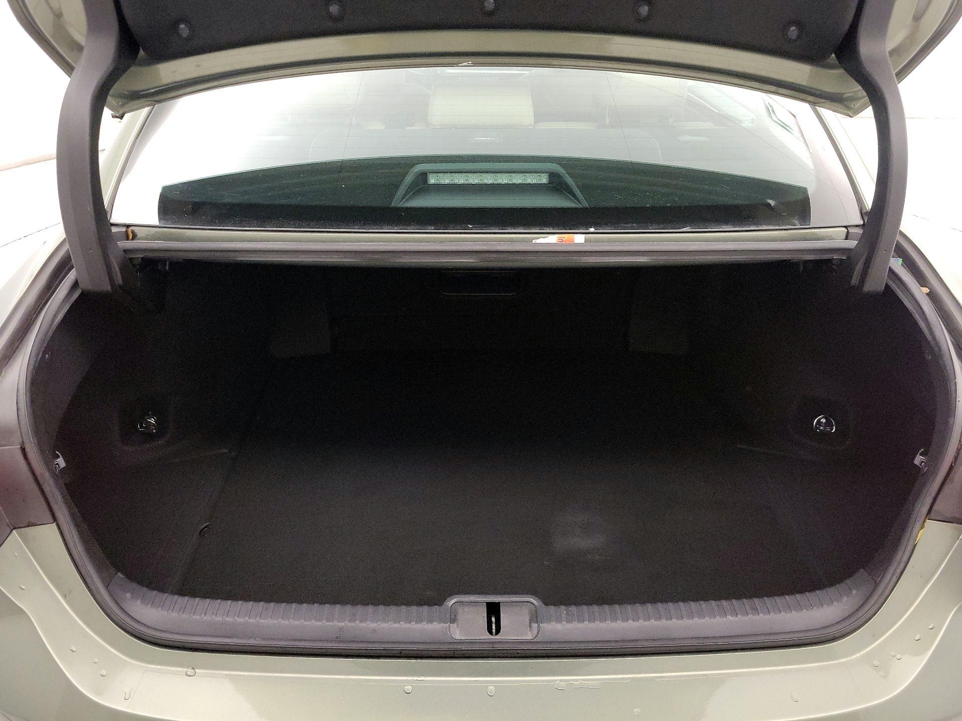 Thumbnail: 2021 Lexus ES - 19