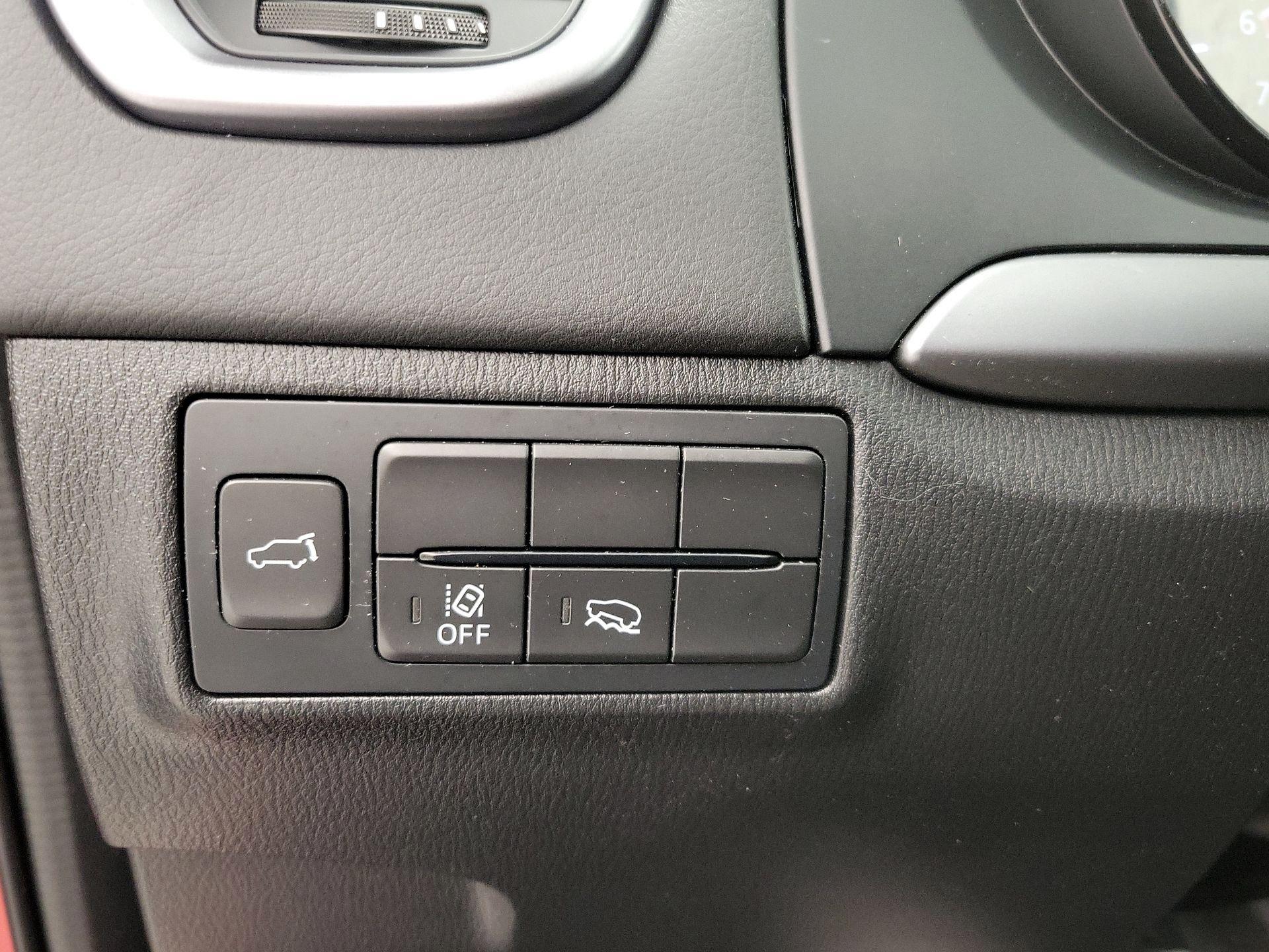 Thumbnail: 2022 Mazda CX-9 - 13