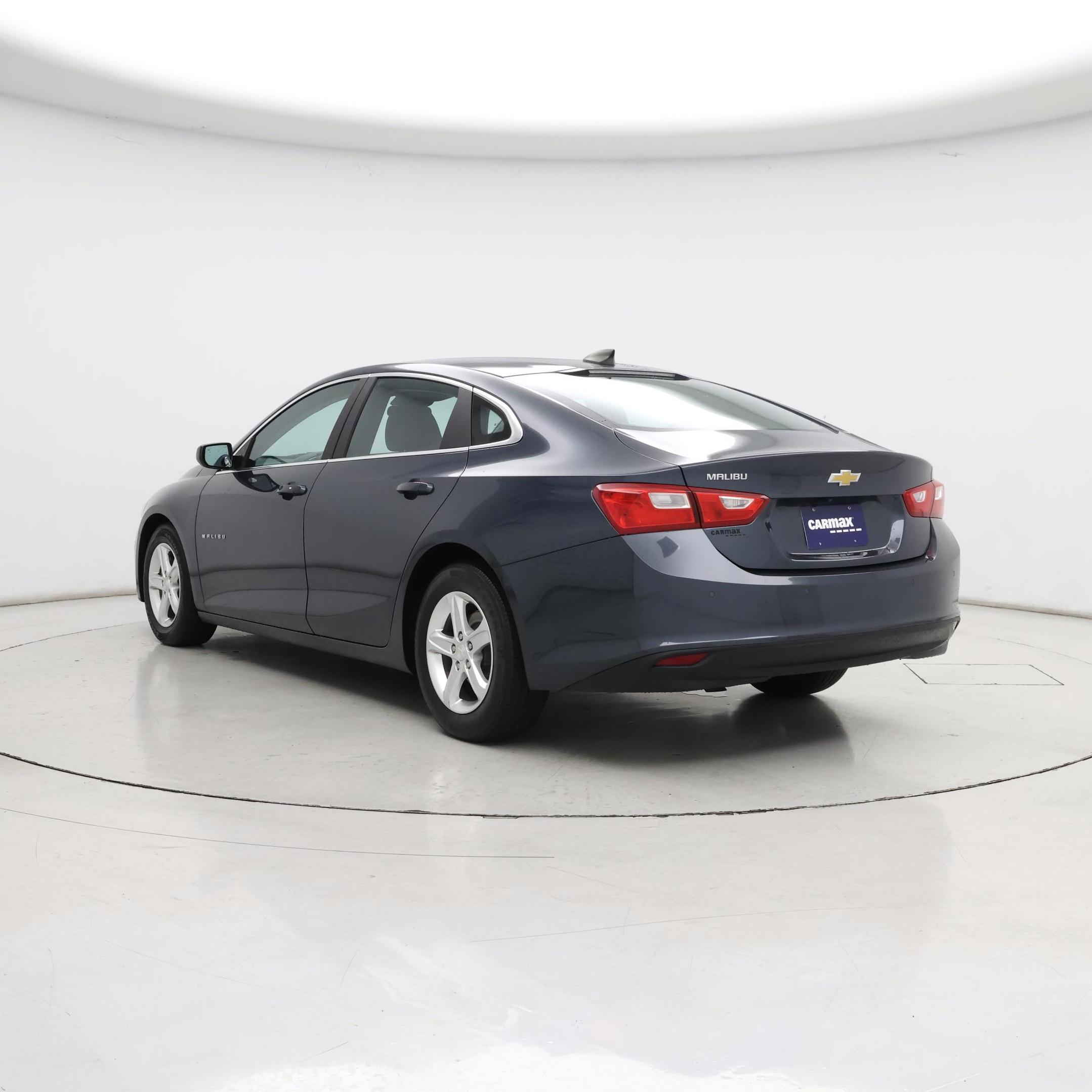 Thumbnail: 2020 Chevrolet Malibu - 2