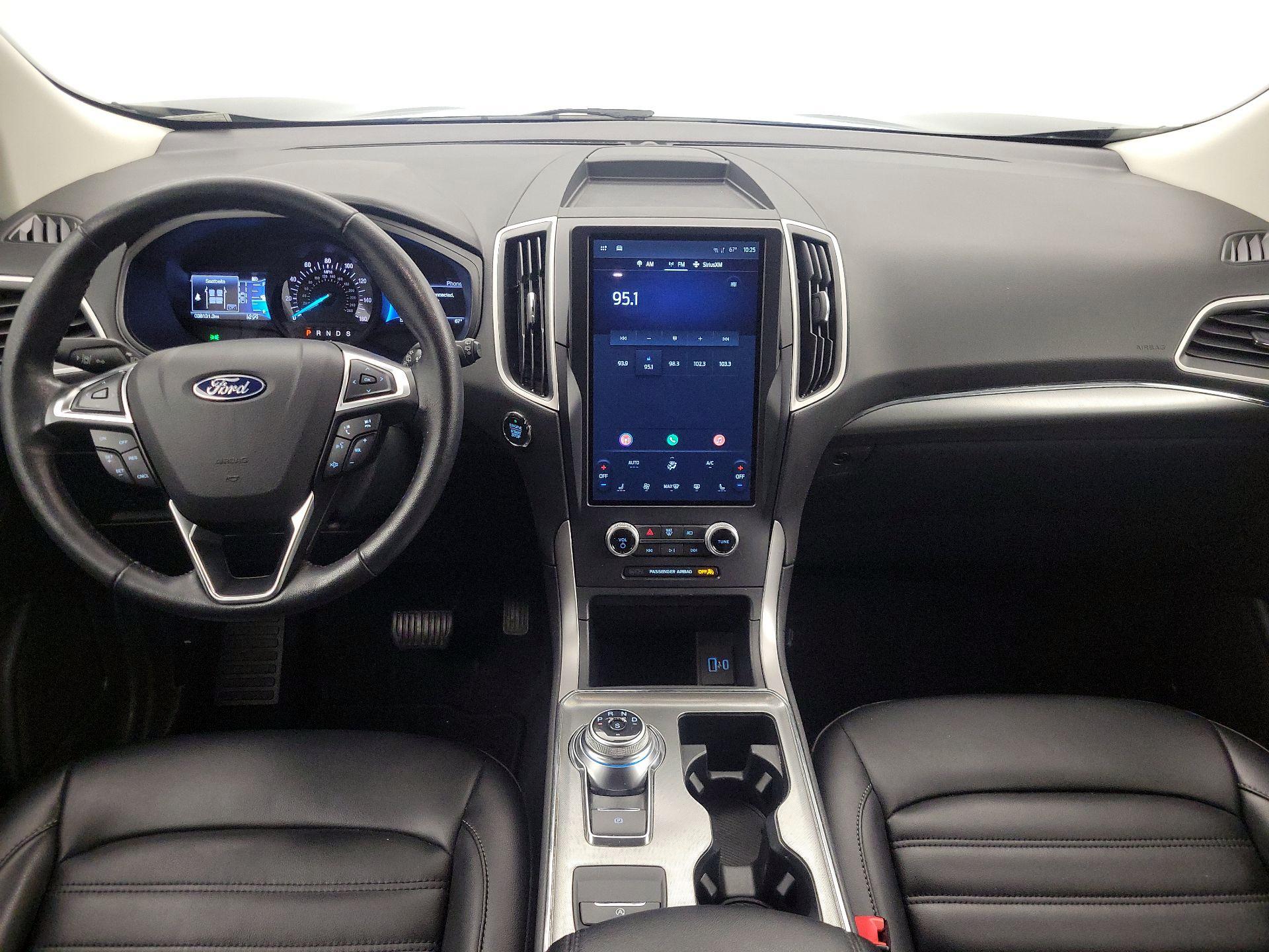 Thumbnail: 2022 Ford Edge - 9