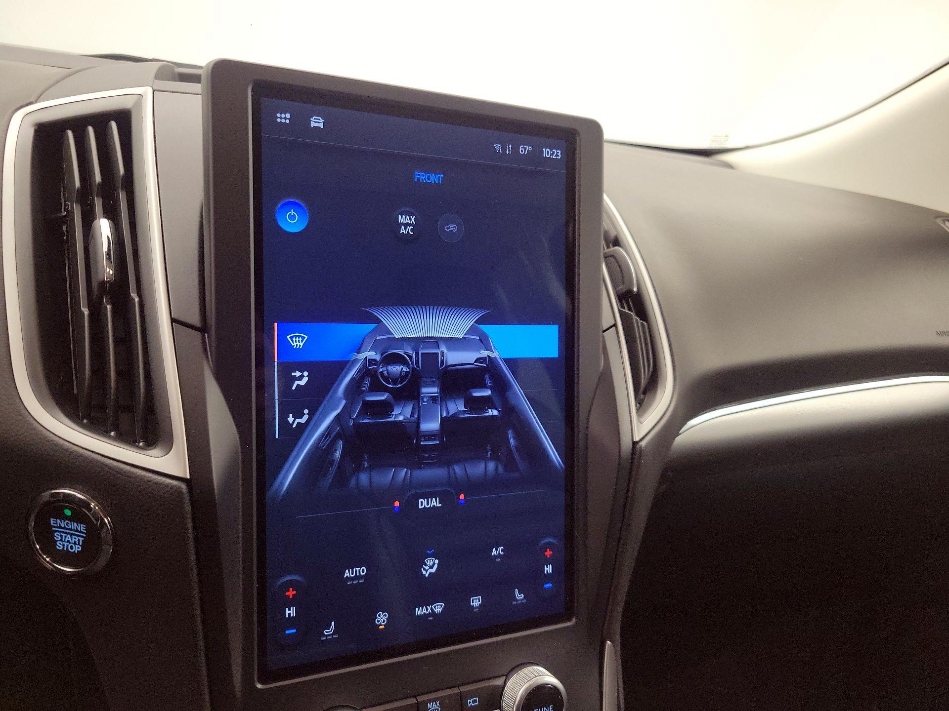 Thumbnail: 2022 Ford Edge - 16