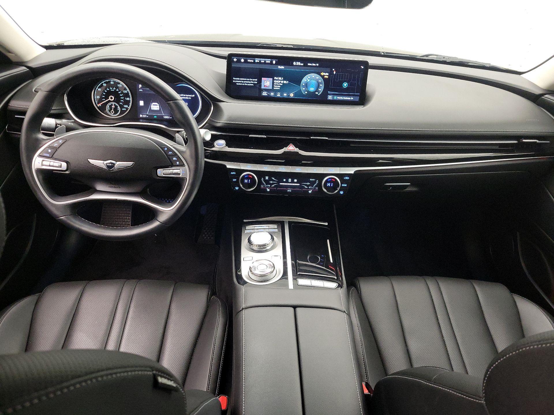 Thumbnail: 2023 Genesis G80 - 9