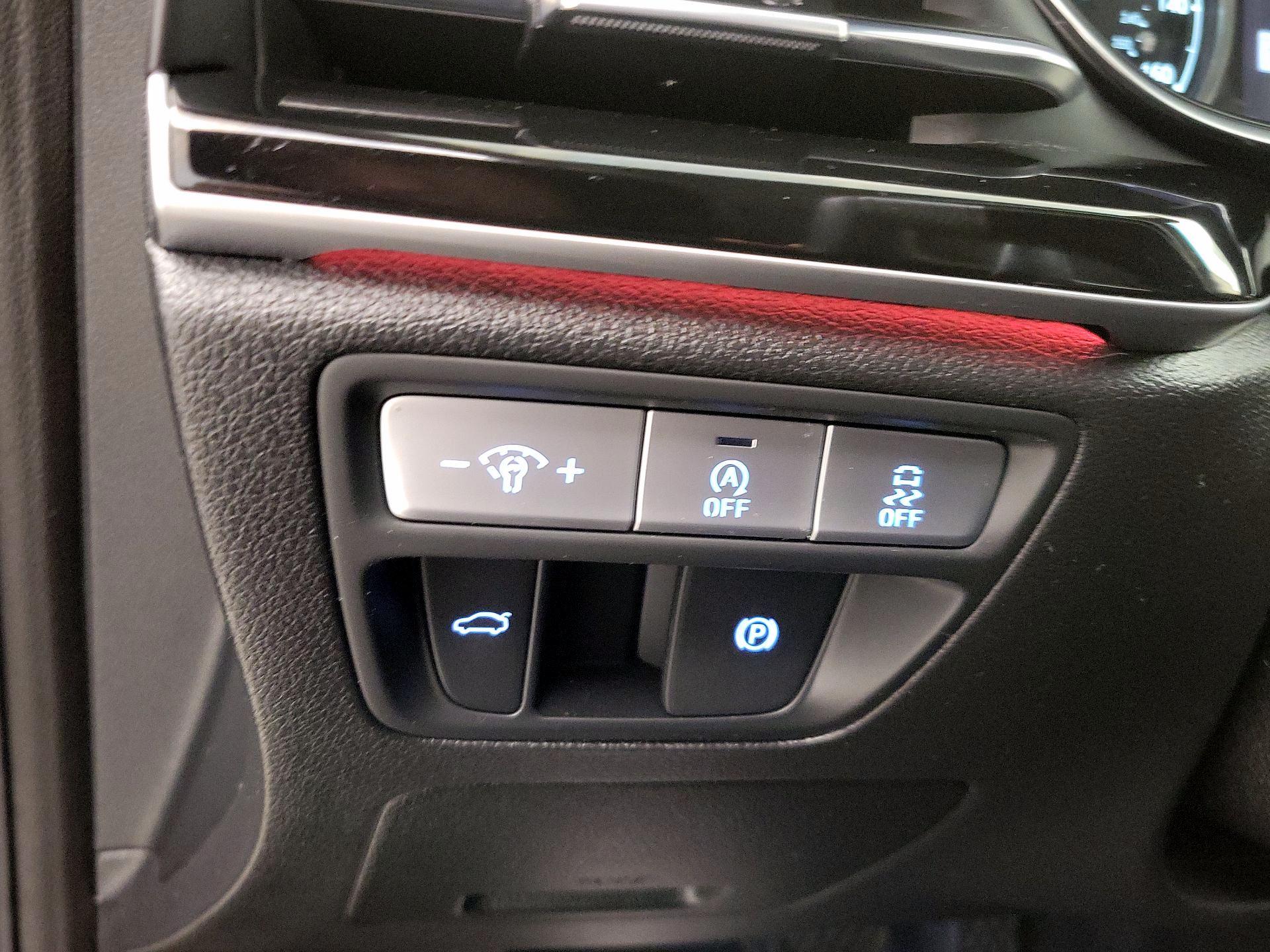 Thumbnail: 2023 Genesis G80 - 13