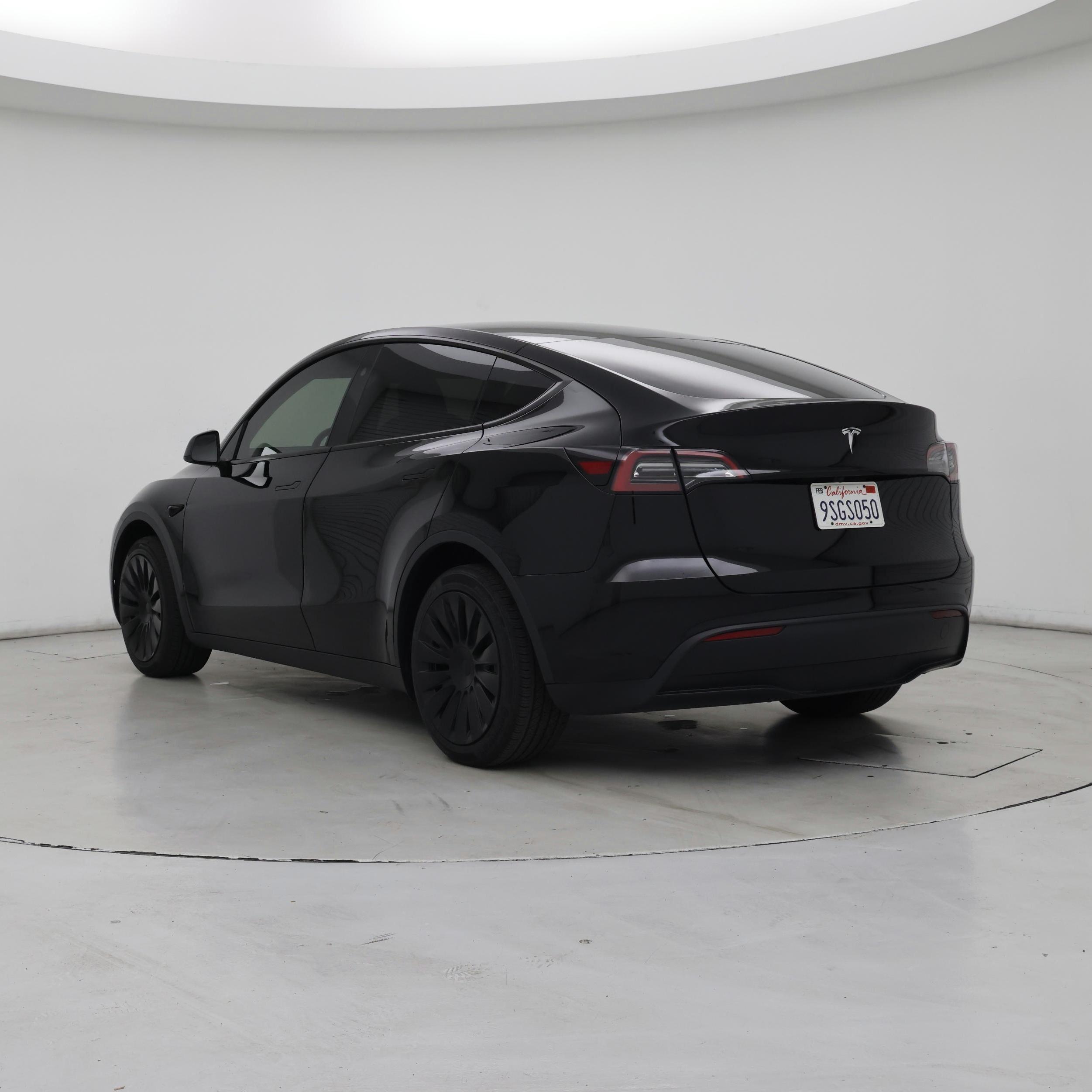 Thumbnail: 2025 Tesla Model Y - 2