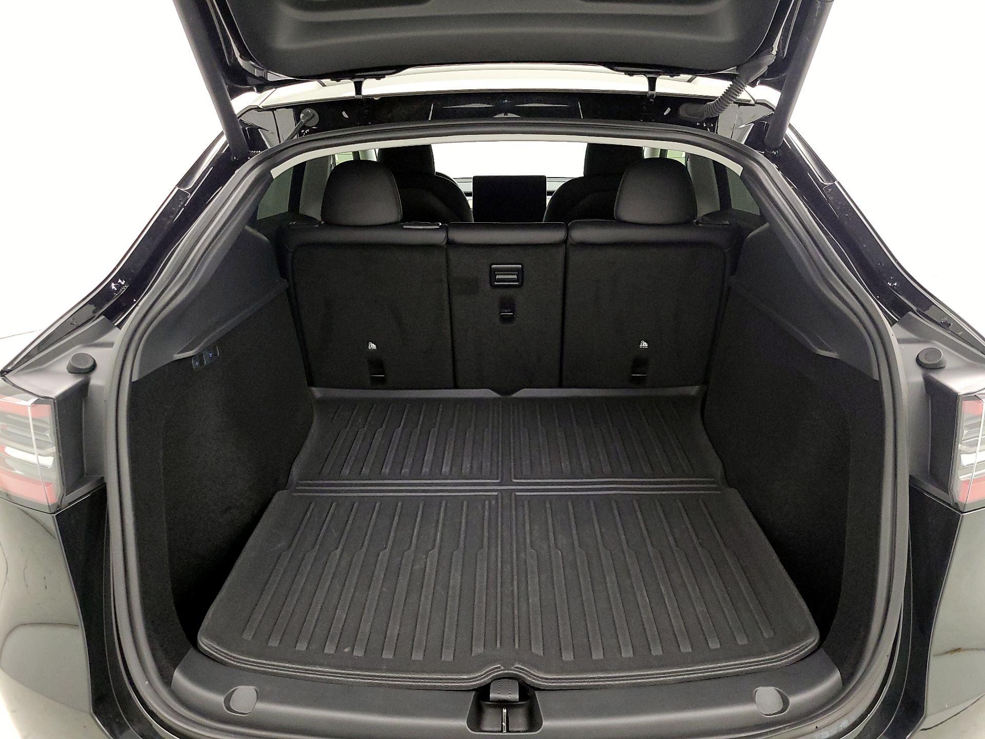 Thumbnail: 2025 Tesla Model Y - 20