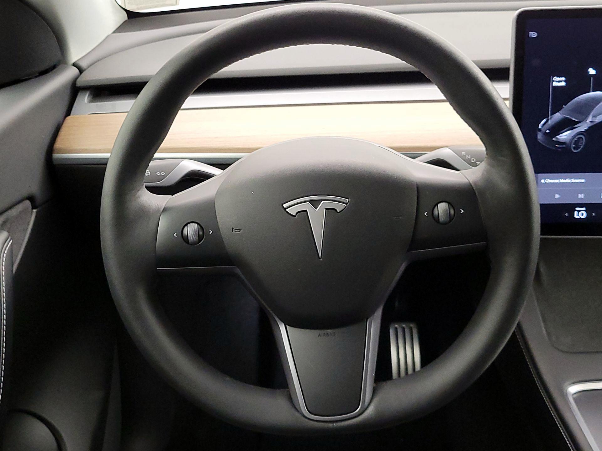 Thumbnail: 2021 Tesla Model Y - 10