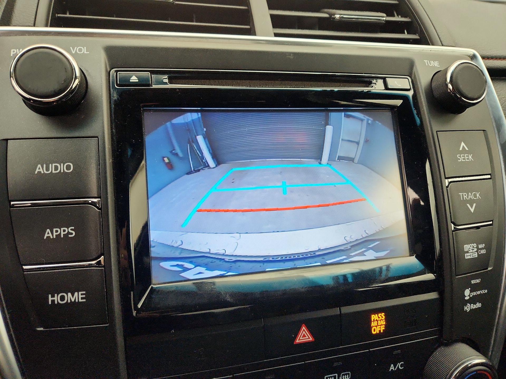 Thumbnail: 2015 Toyota Camry - 14