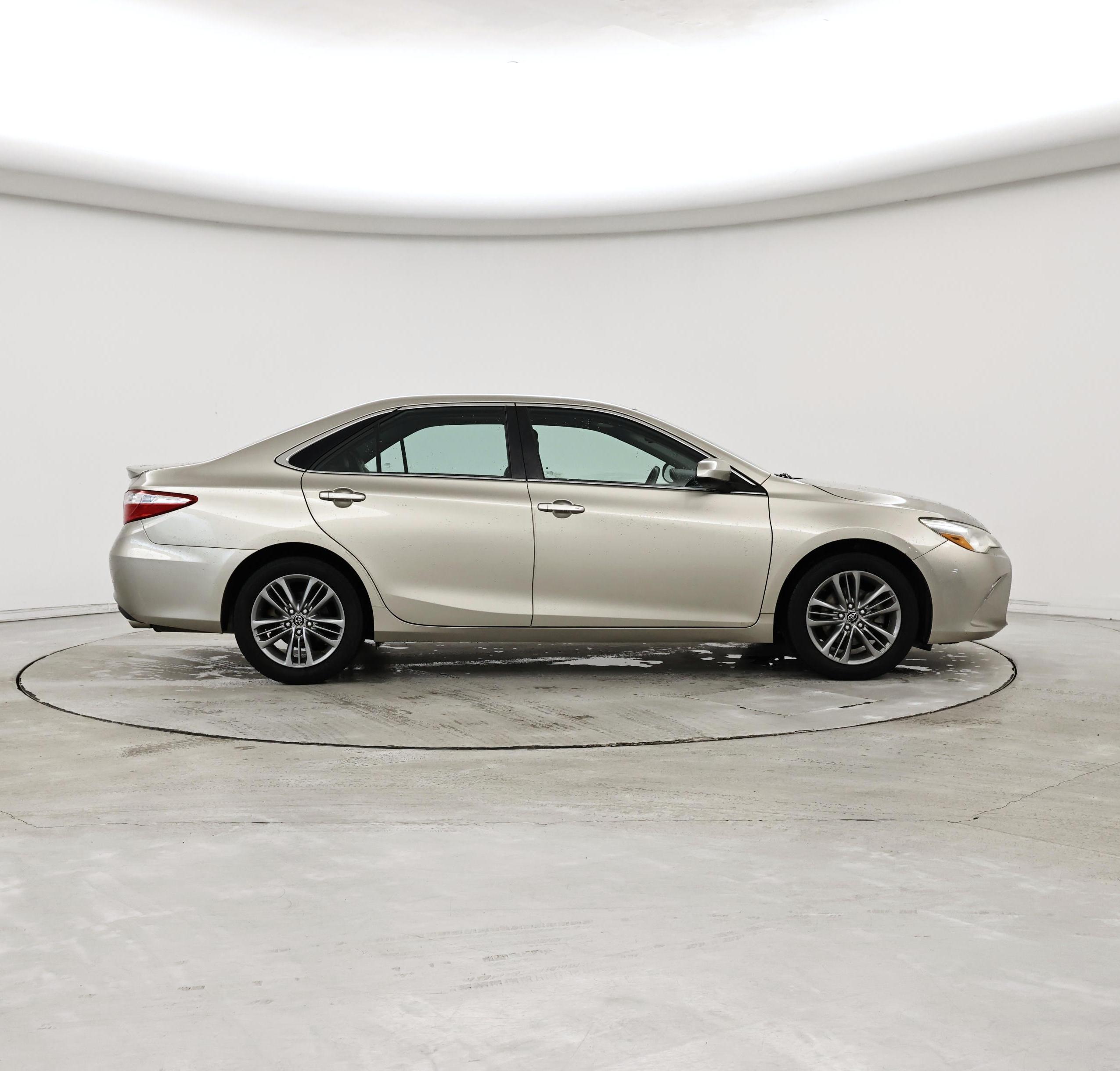 Thumbnail: 2015 Toyota Camry - 7