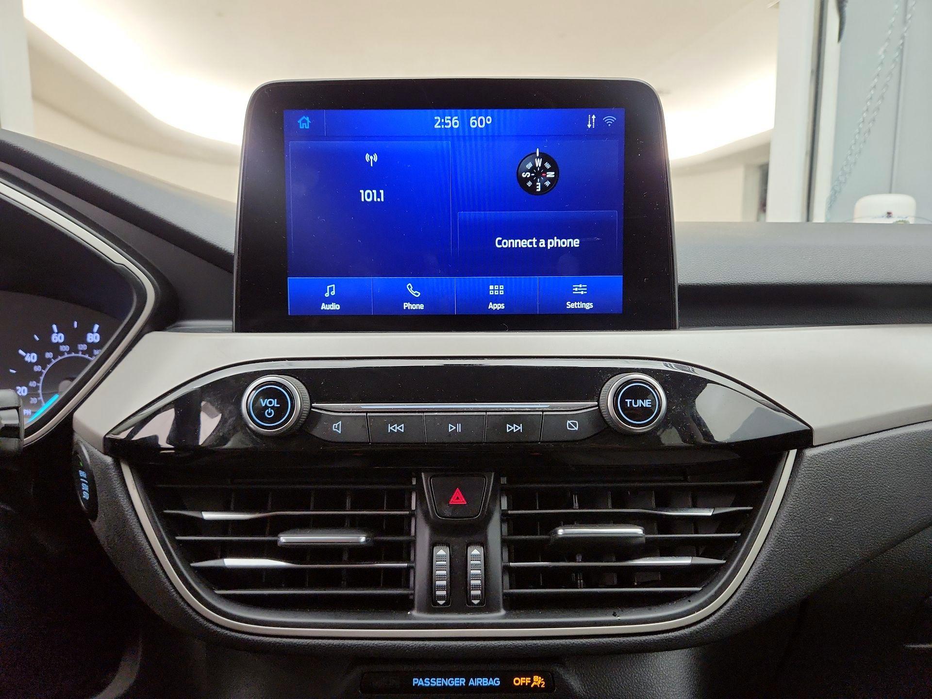 Thumbnail: 2022 Ford Escape - 15