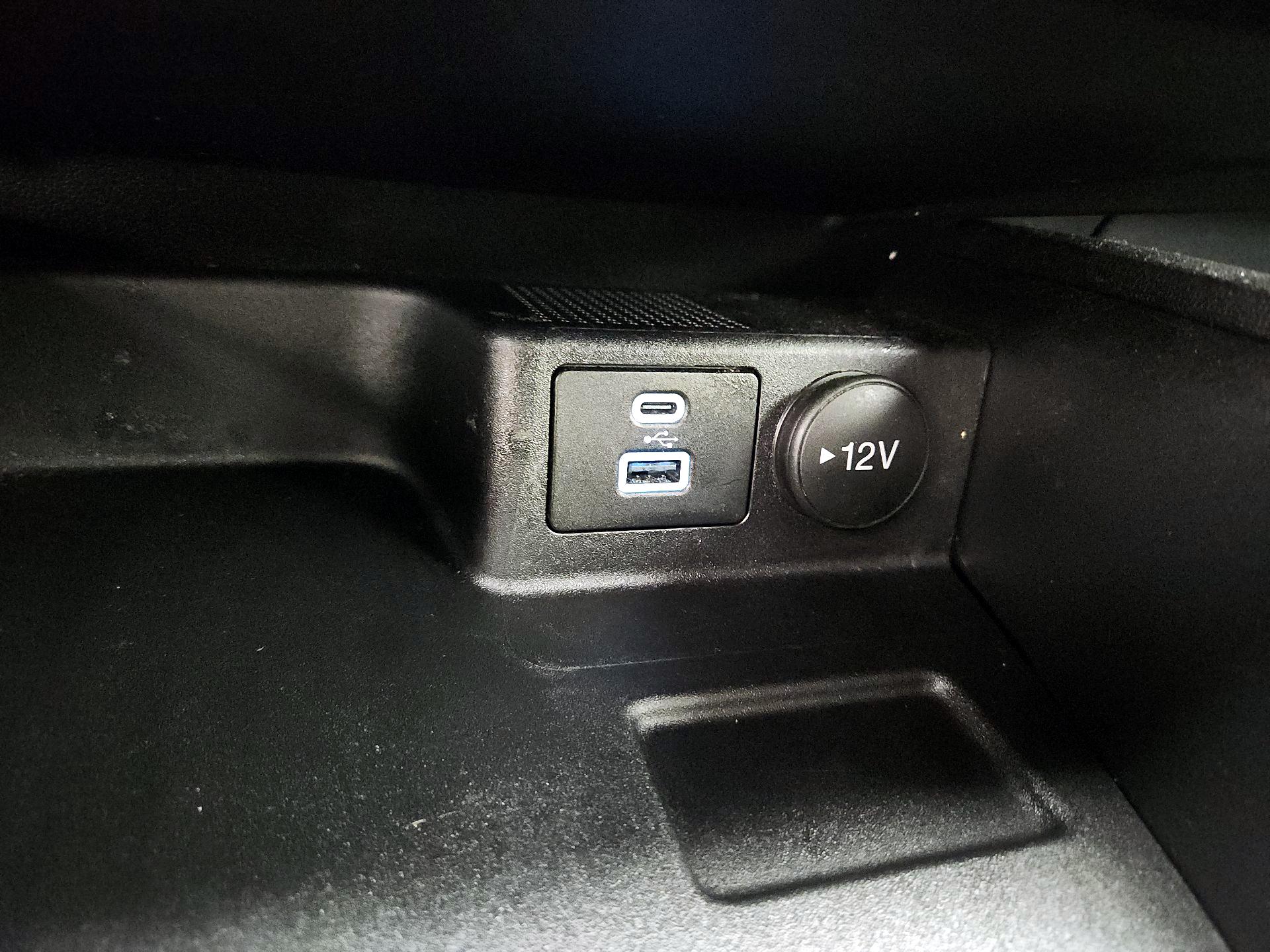 Thumbnail: 2022 Ford Escape - 18