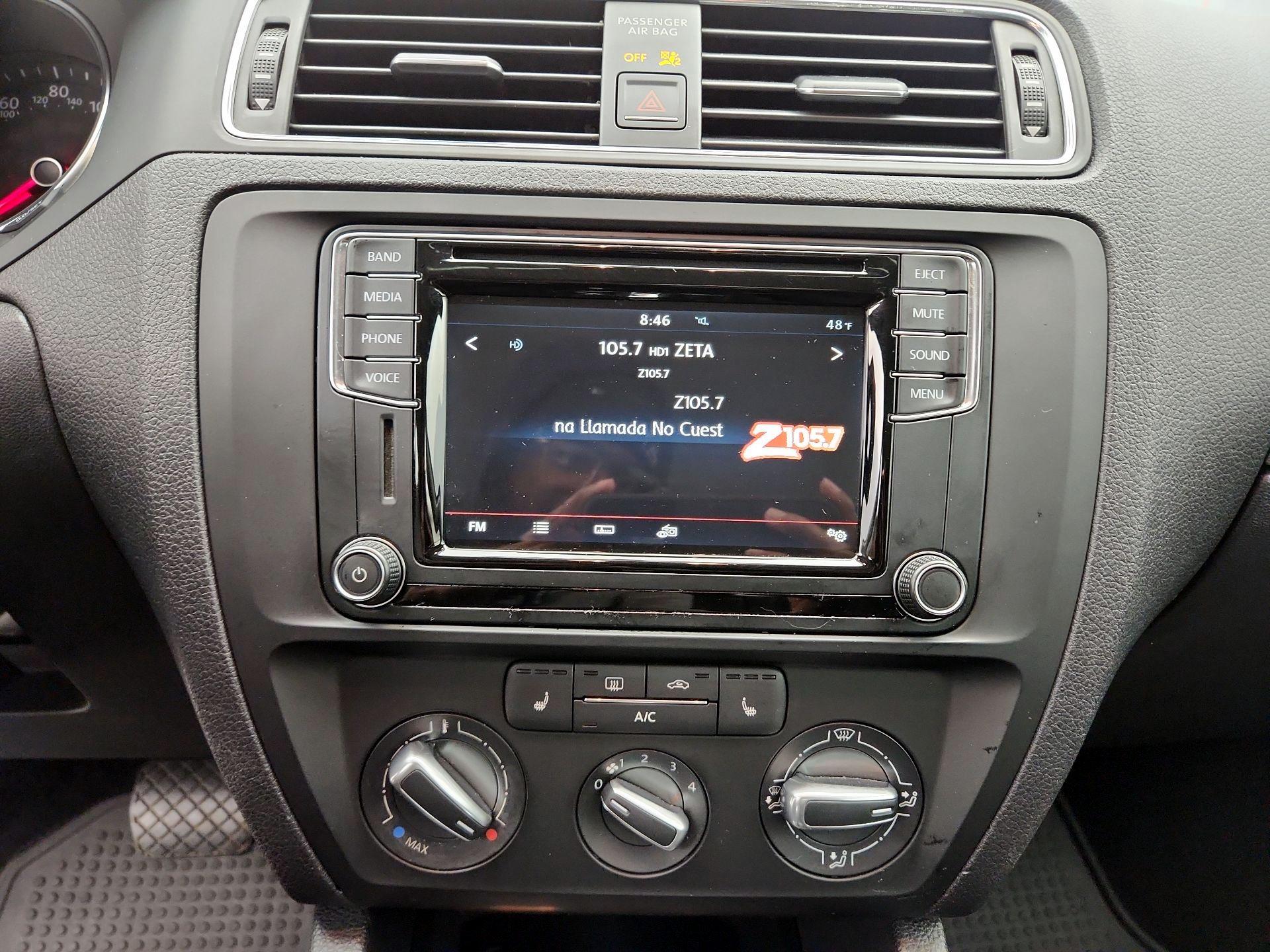 Thumbnail: 2017 Volkswagen Jetta - 15