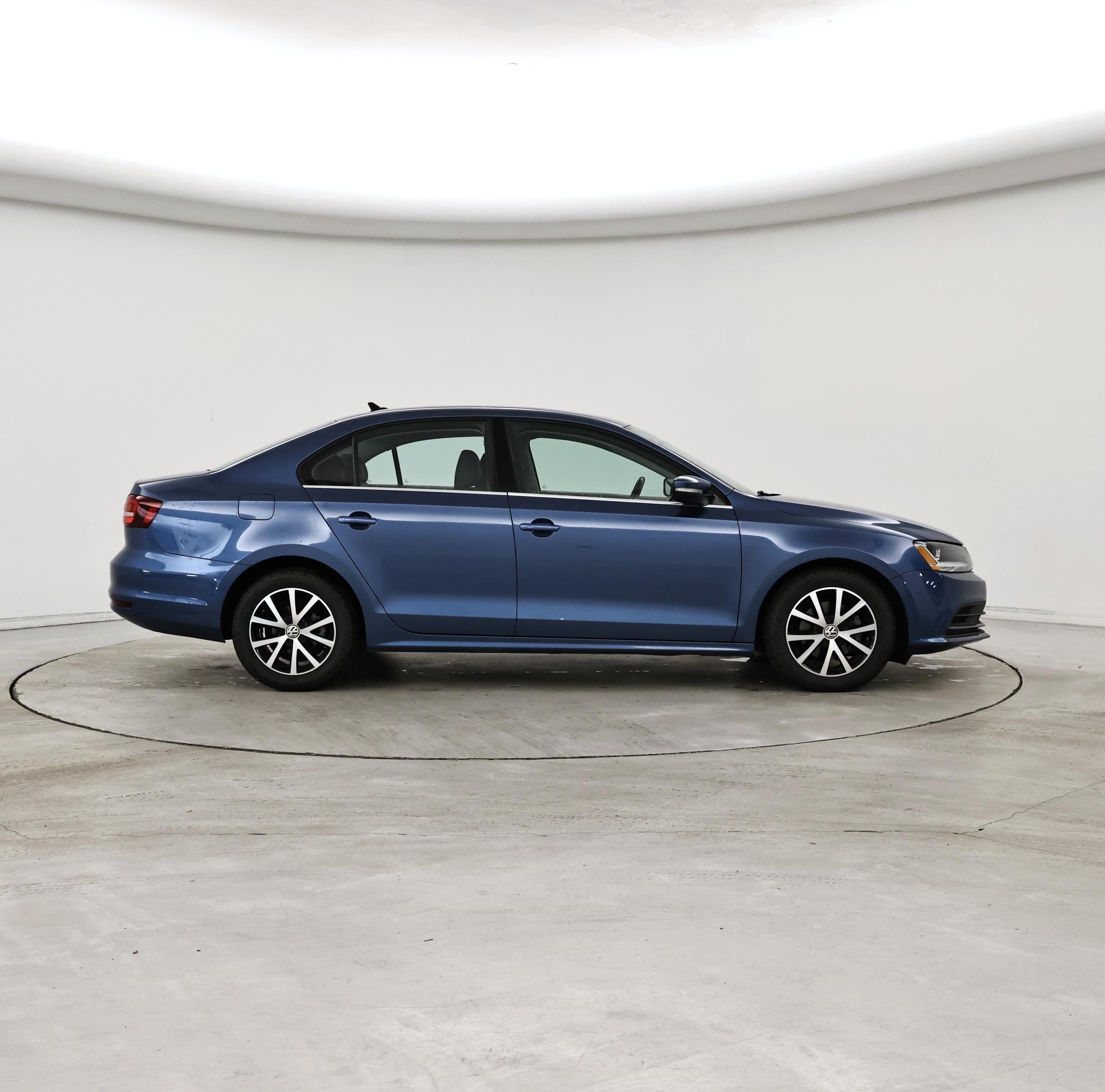 Thumbnail: 2017 Volkswagen Jetta - 7