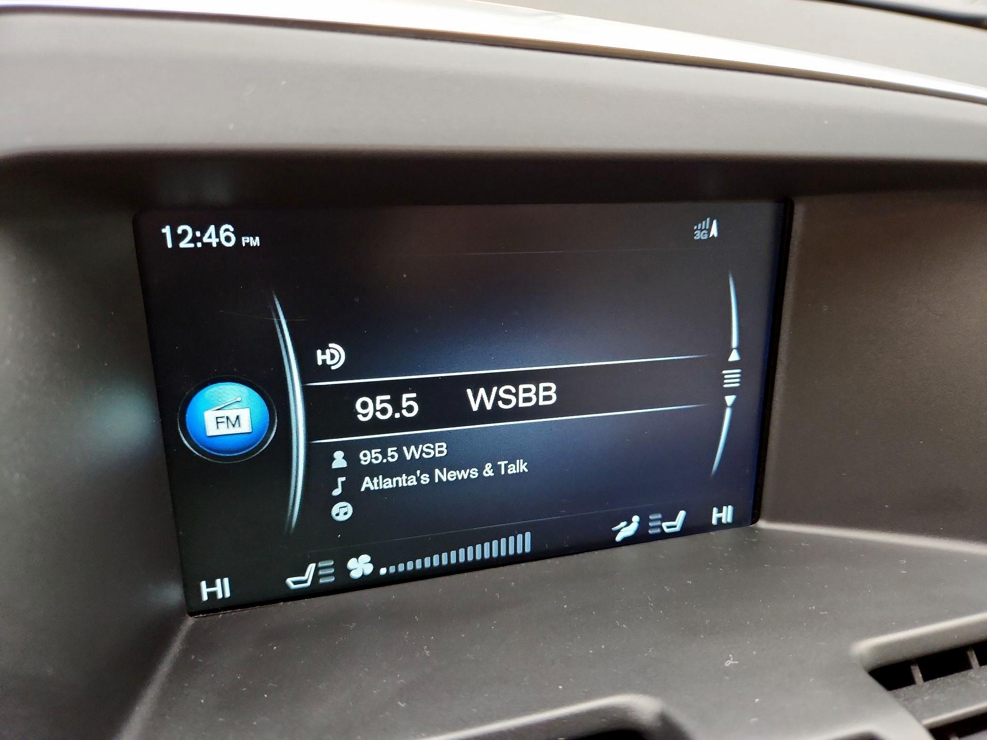 Thumbnail: 2016 Volvo XC60 - 16